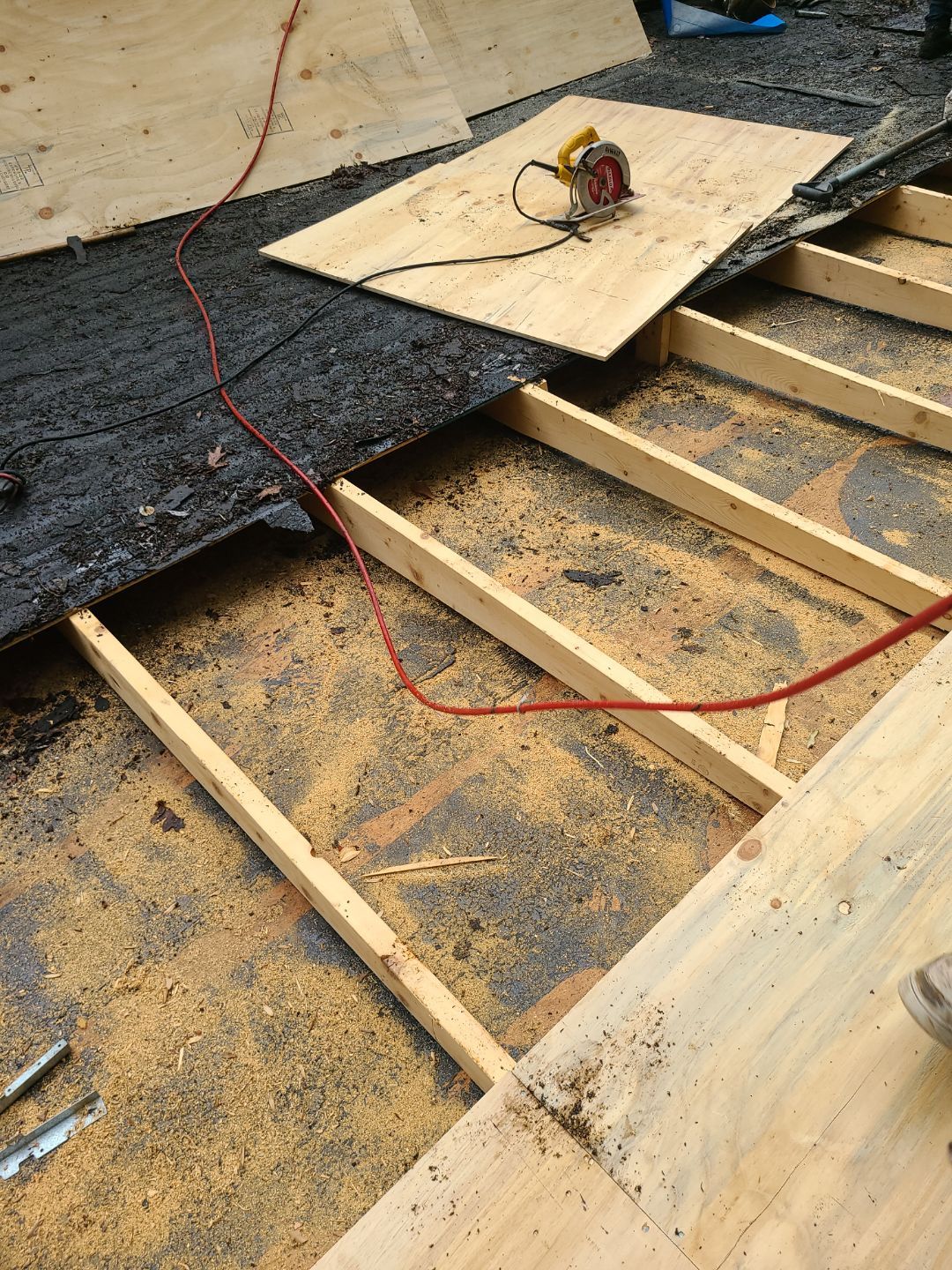 Annandale: Roof Replacement with CertainTeed Landmark Pro Designer Shingles in Max Def Pewter by RM Banning, Inc.