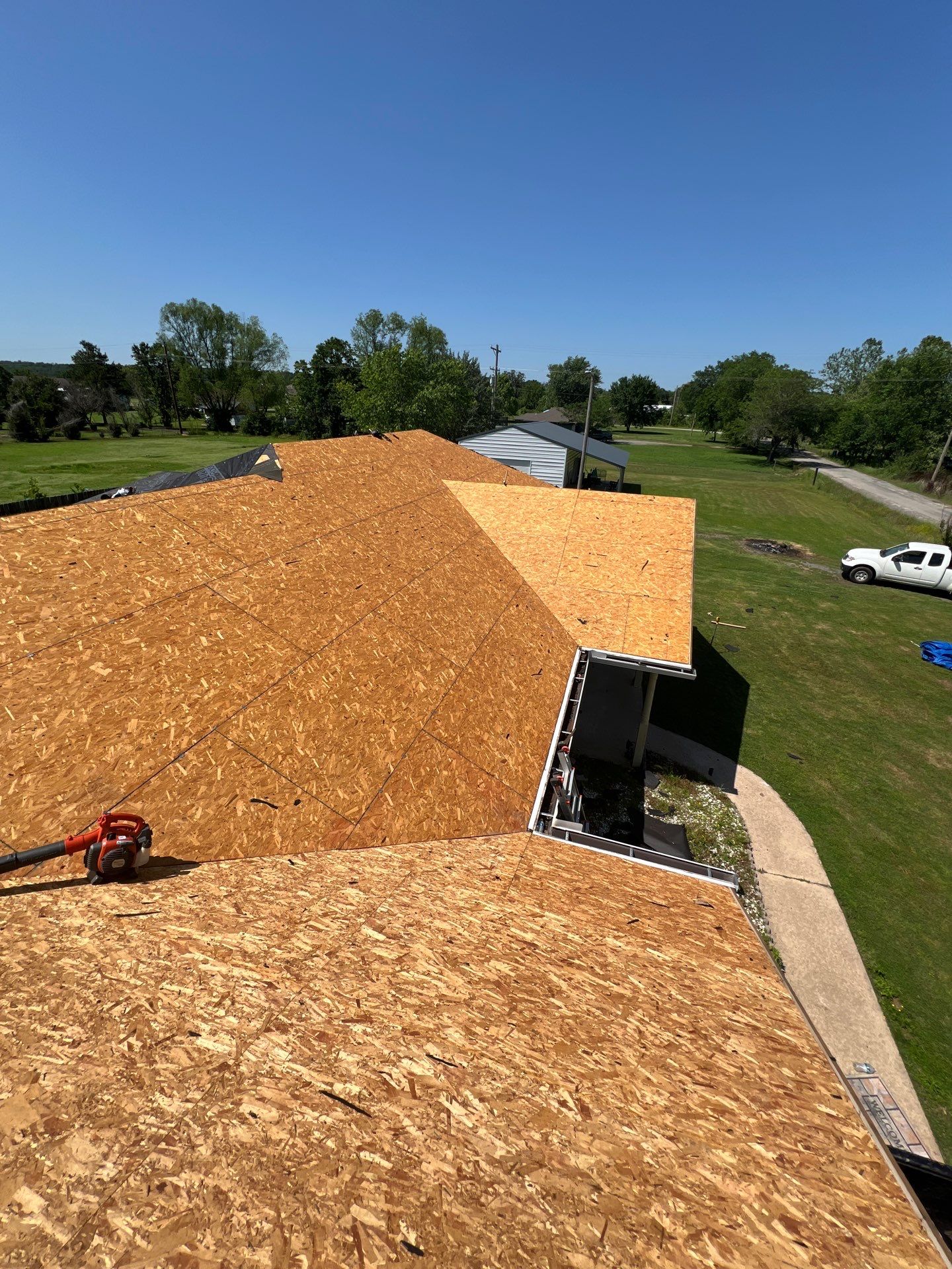 Roof replacement in Panama, OK by In & Out Construction & Remodeling, LLC