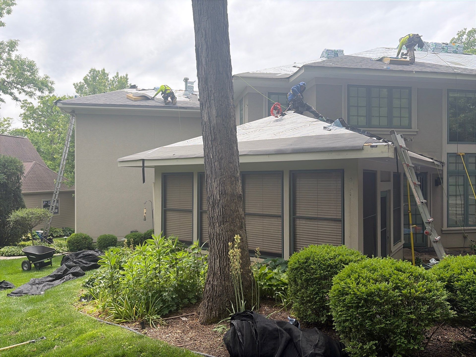 Woodridge Residential Roof Replacement Featuring Malarkey Vista AR Shingles by Pro Home Services Inc