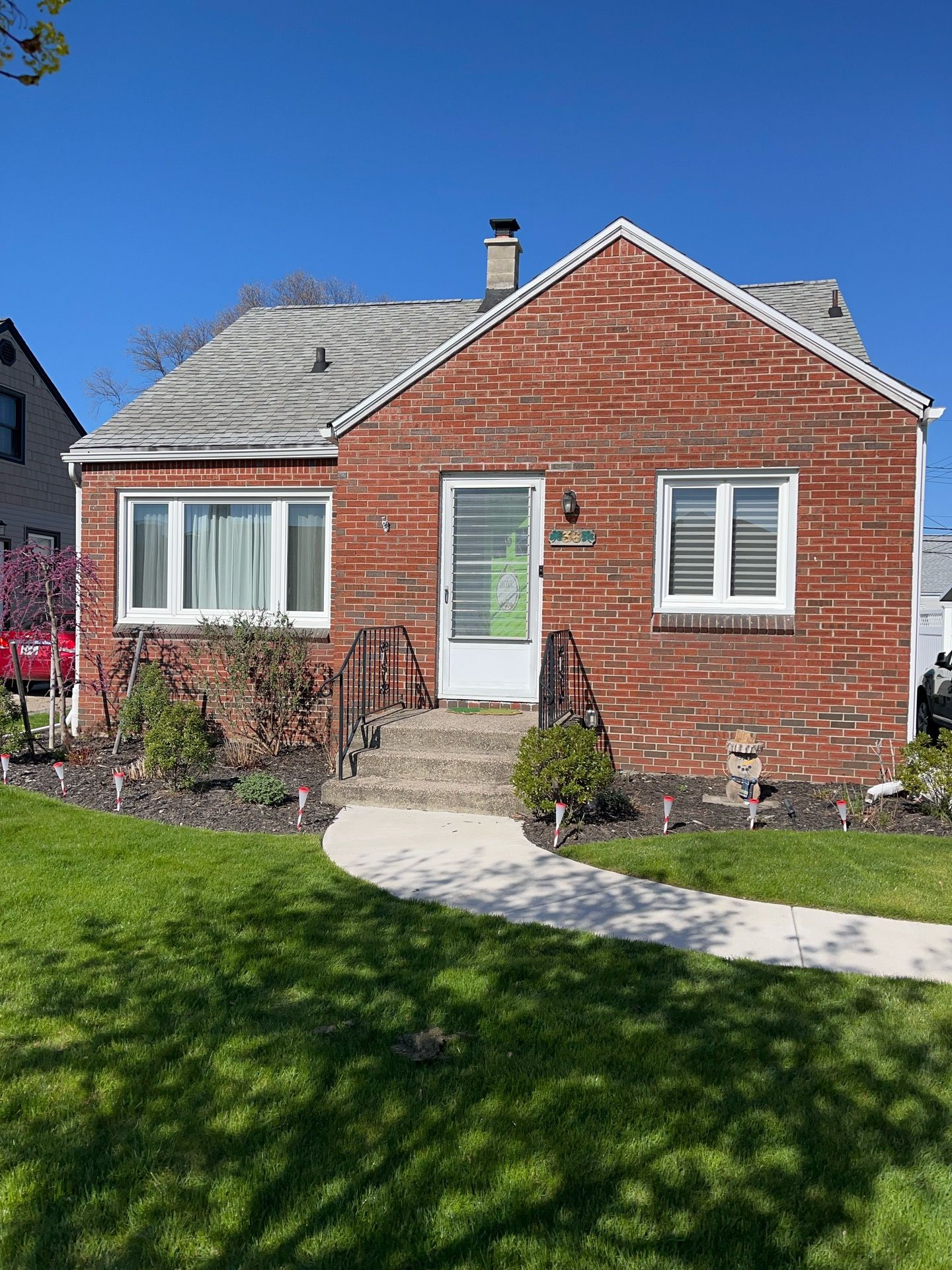 Exterior Siding and Window Replacement by Ivy Lea Construction