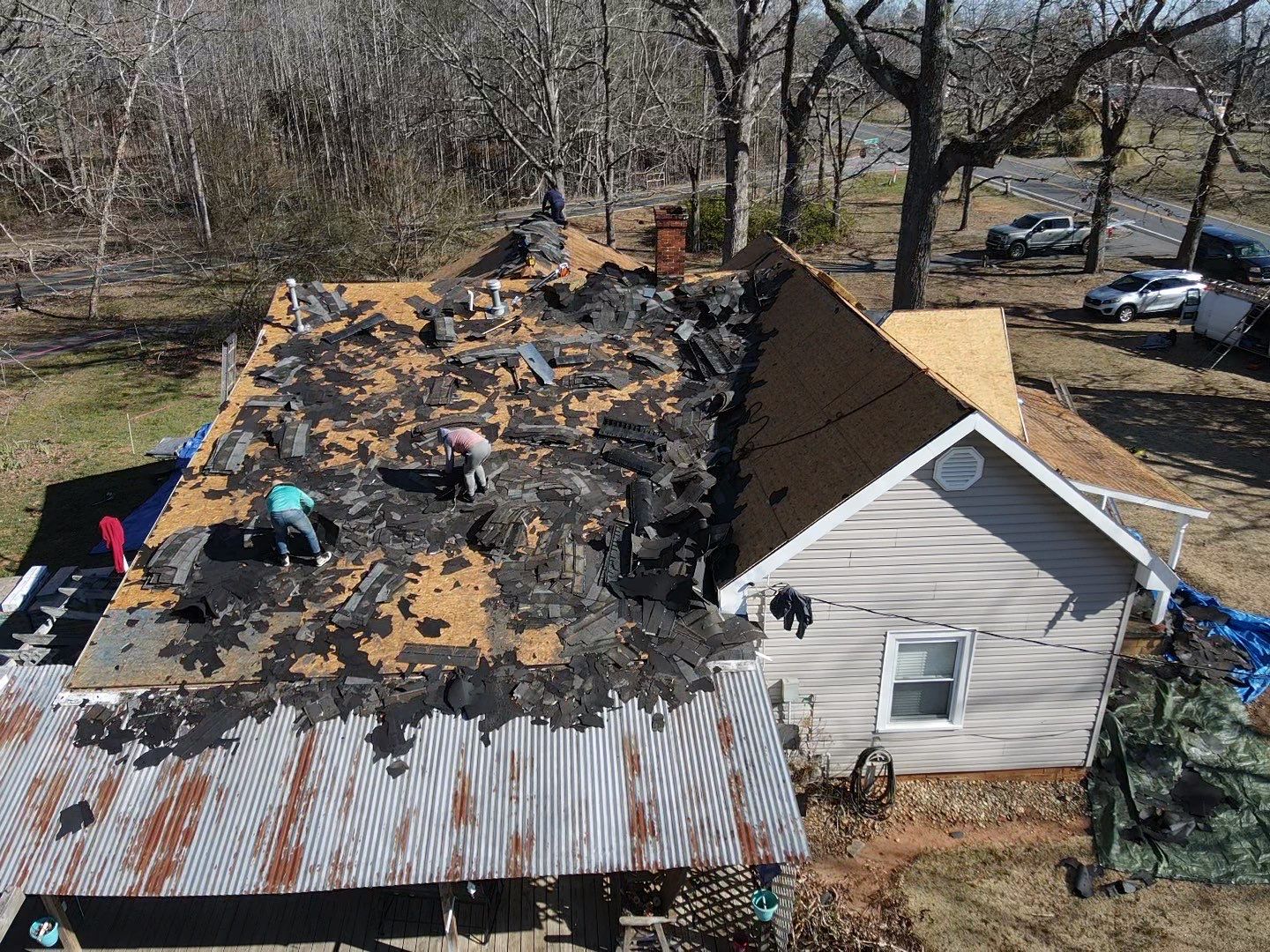 Landmark Asphalt Shingle Roof Replacement and Decking Repair in Belton by Roofers LLC