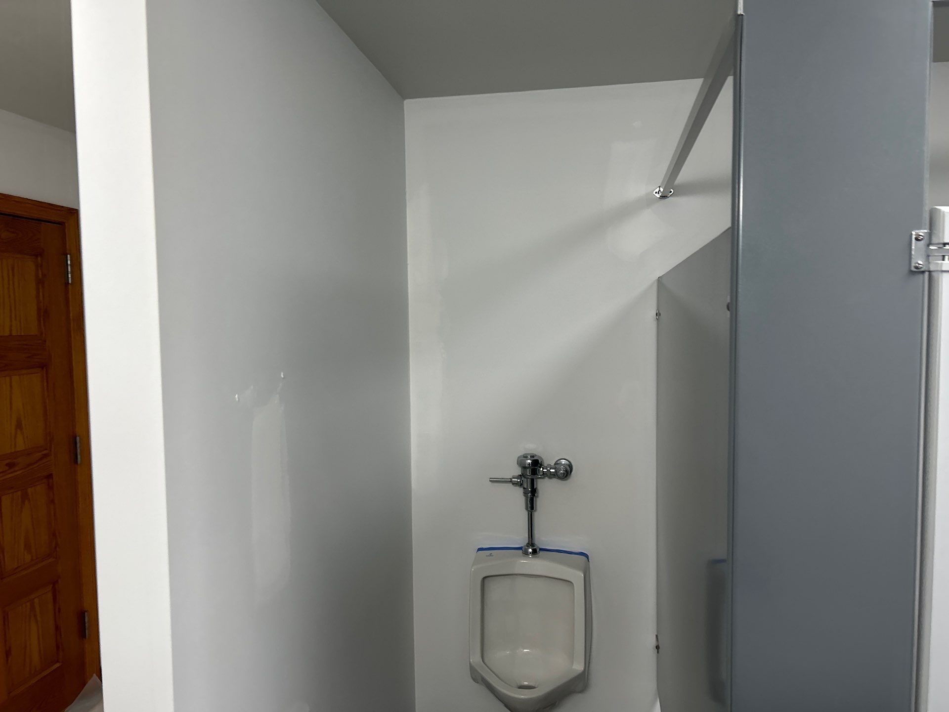 Wallpaper removal and Painting by Gordon Painting