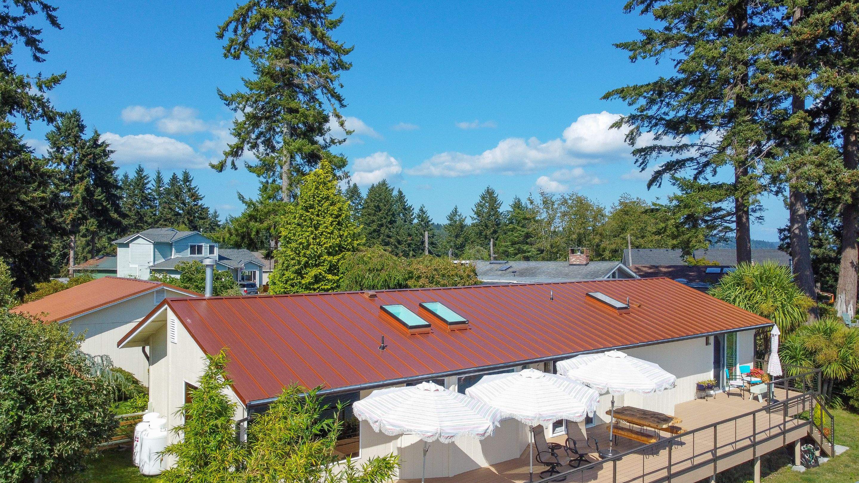 RSNW Portfolio: Metal Panels by Roofscapes NW