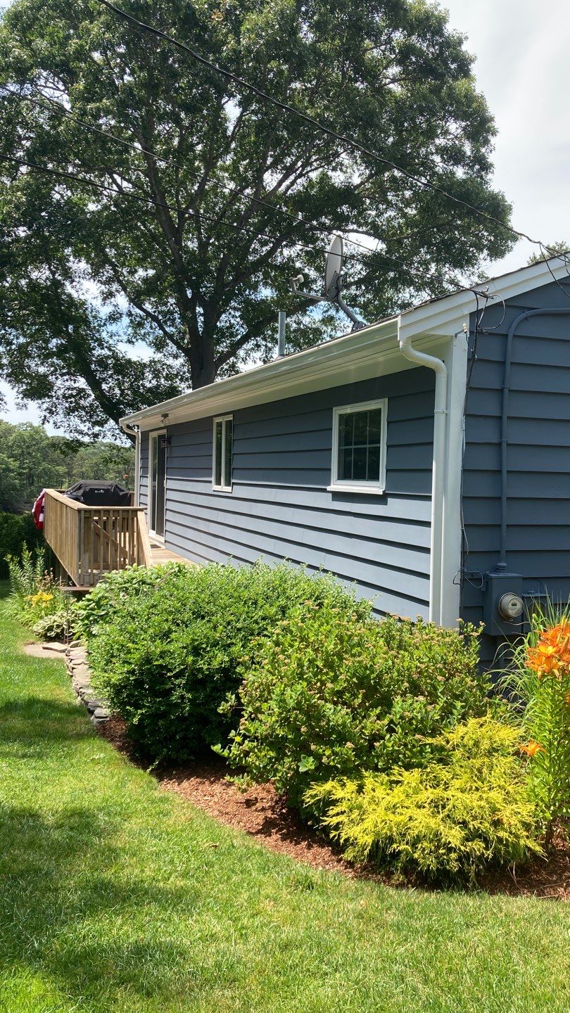 N. Falmouth, MA Gutter Installation using Duo Pro Dual Screen Hanging System by Gutter Pro Enterprises