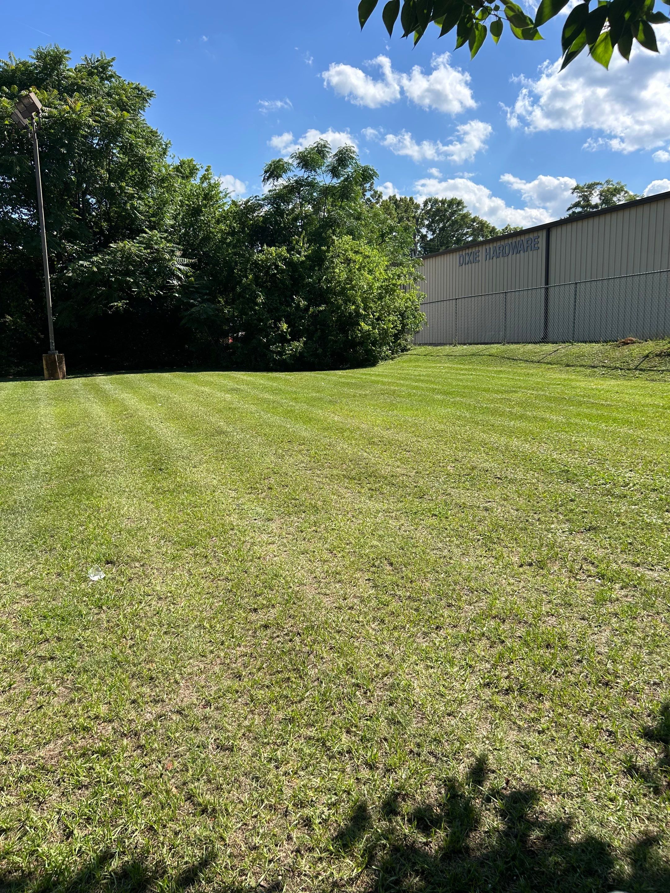 Commercial Exterior Maintenance and Lawn Care in Montgomery