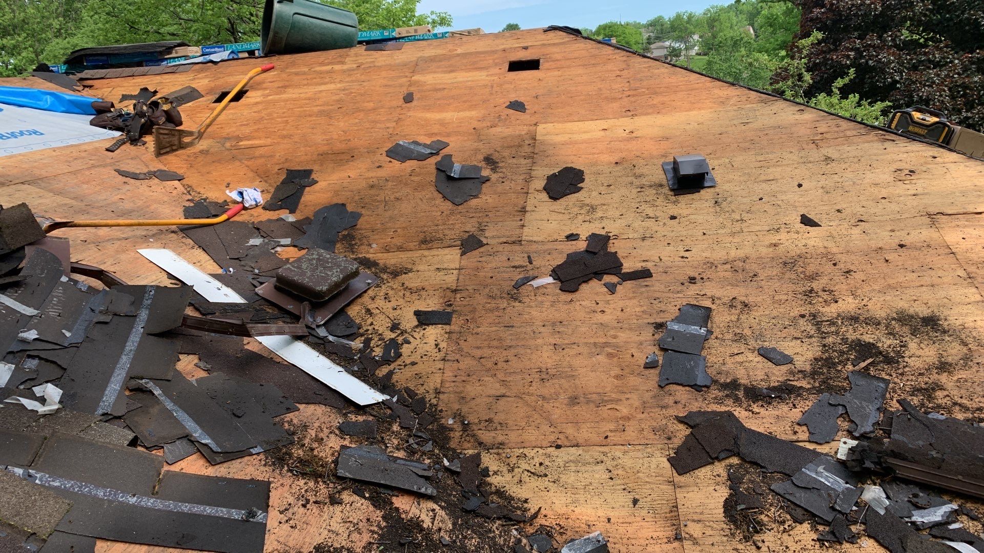 Roof Replacement using CertainTeed Landmark by 180 Contractors