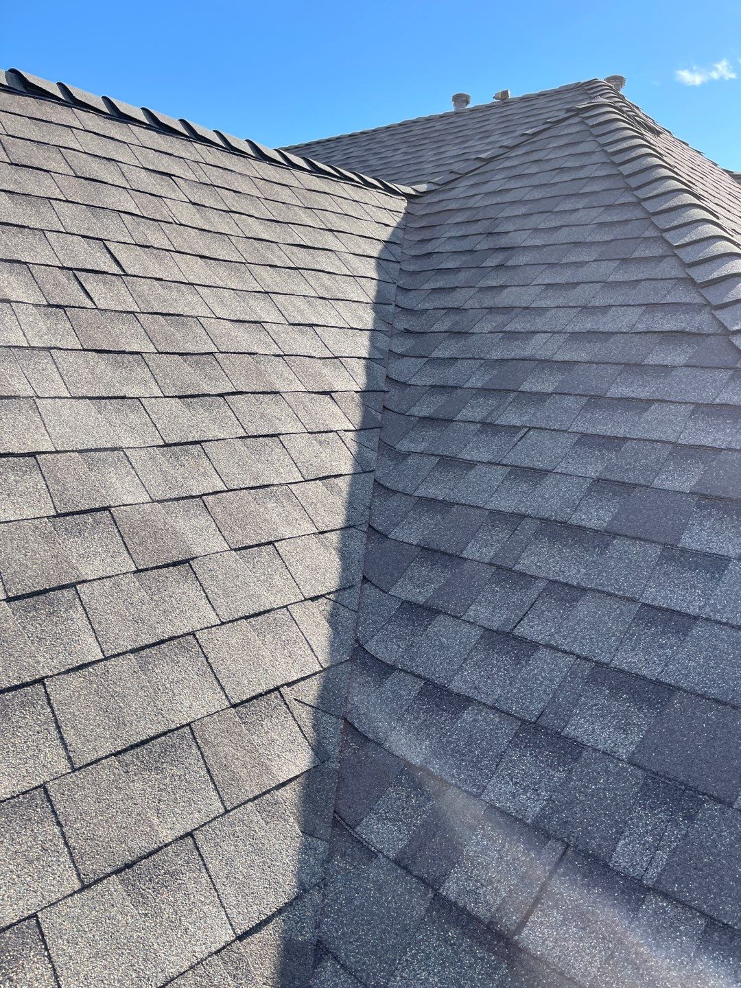 GAF HDZ - Weathered Wood by Elite Roofing LLC