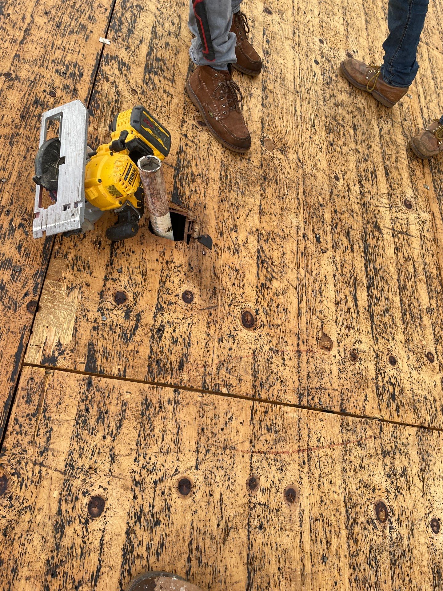 Residential Roofing Installation using Owen's Corning Duration (Lifetime) Shingles by Roof Repair Company
