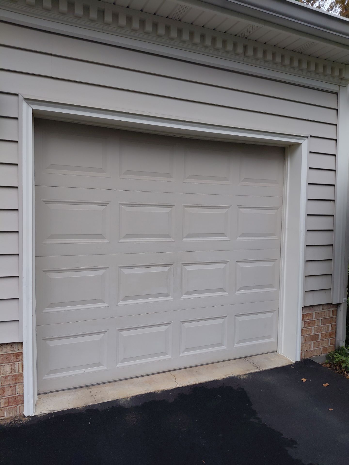 Alexandria :Residential Roof Replacement with CertainTeed Landmark Pro in Max Def Moire Black  by RM Banning, Inc.