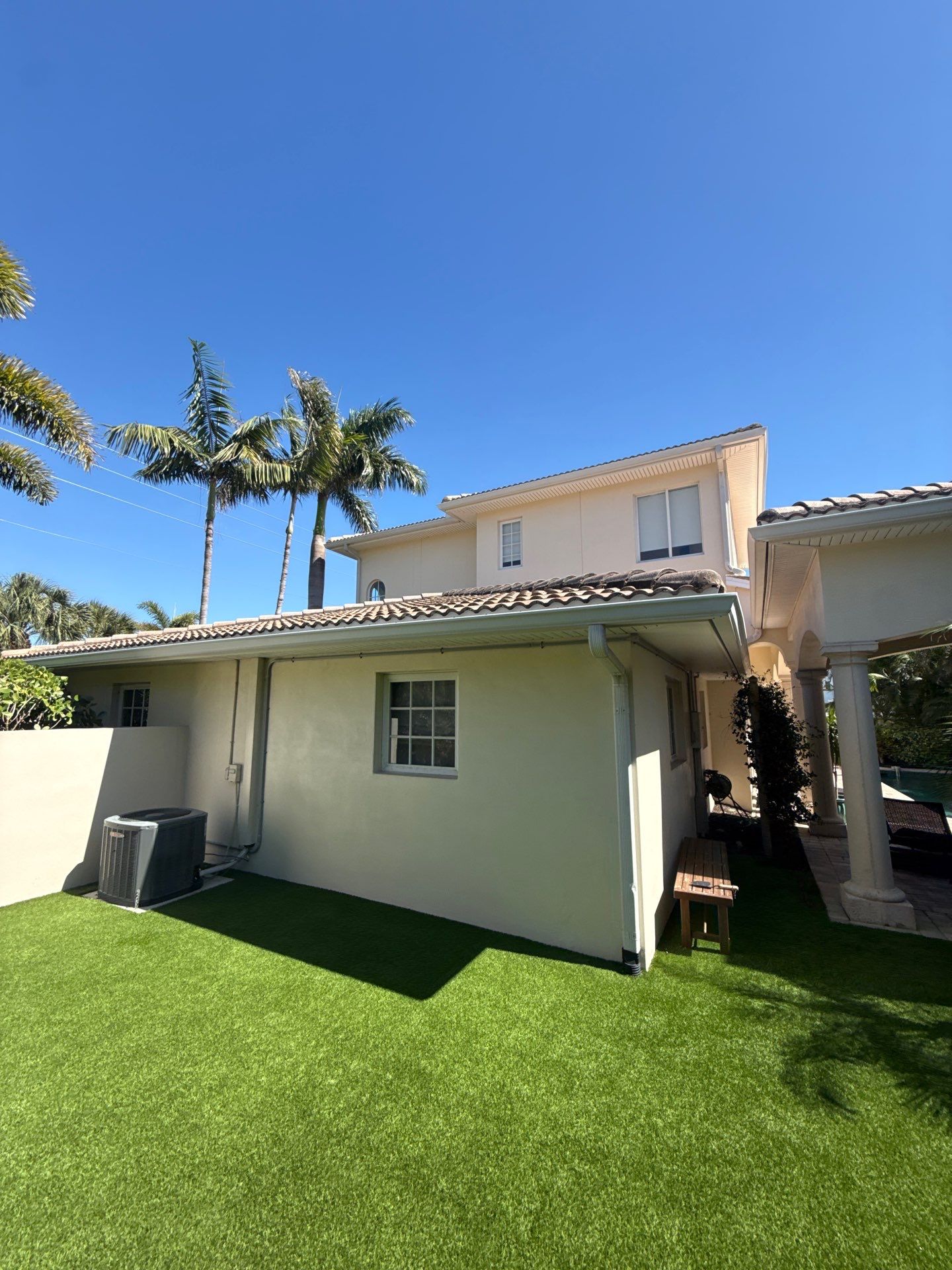 Gutter Cleaning in Sarasota FL by Gutter Professors