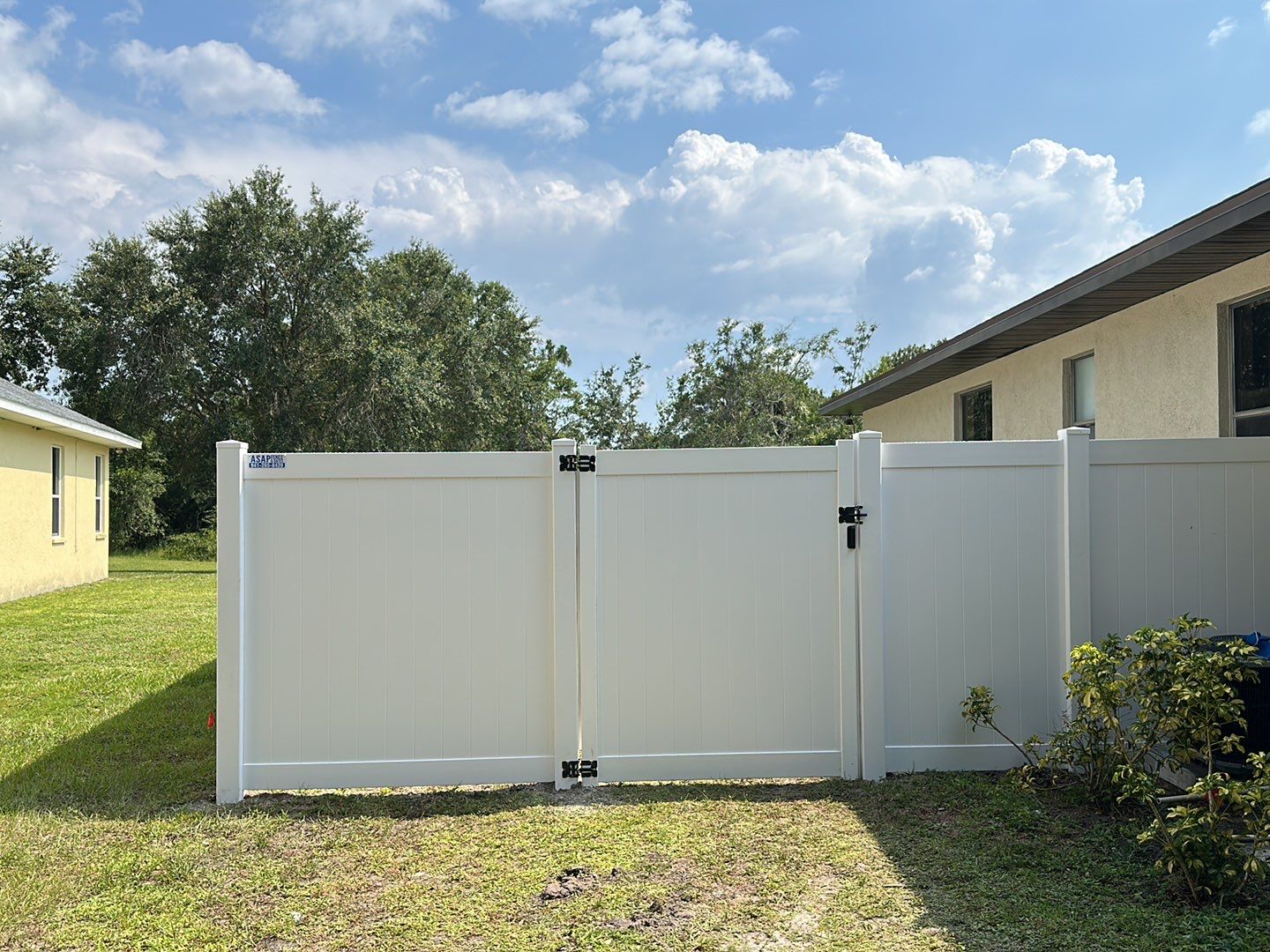 Vinyl Fence Installation using Vinyl Privacy Fence  by Asap fence and gates, LLC