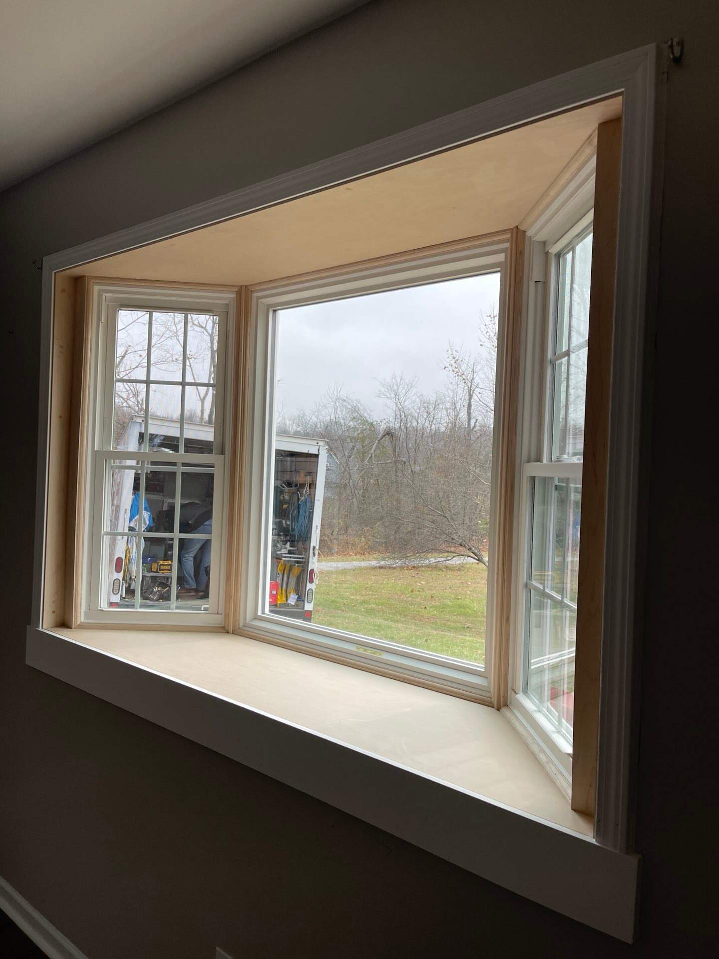 Exterior & Window Installation using CertainTeed Mainstreet & ViWinTech Windows by Koontz Construction