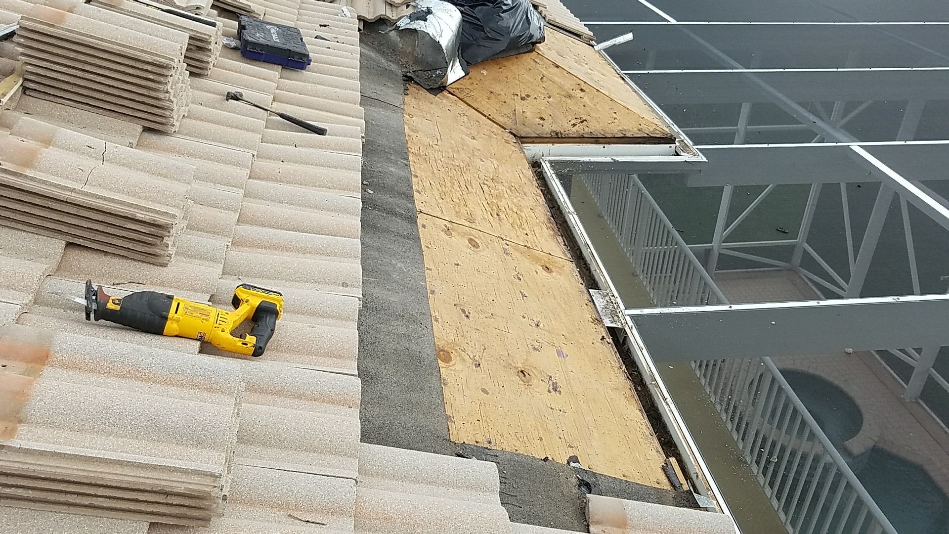 Tile Roof Repair in Lake Worth – Expert Restoration & Leak Repair by Aastro Roofing
