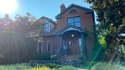 Arlington: Buckingham Slate and Carlisle Syntec TPO Roof