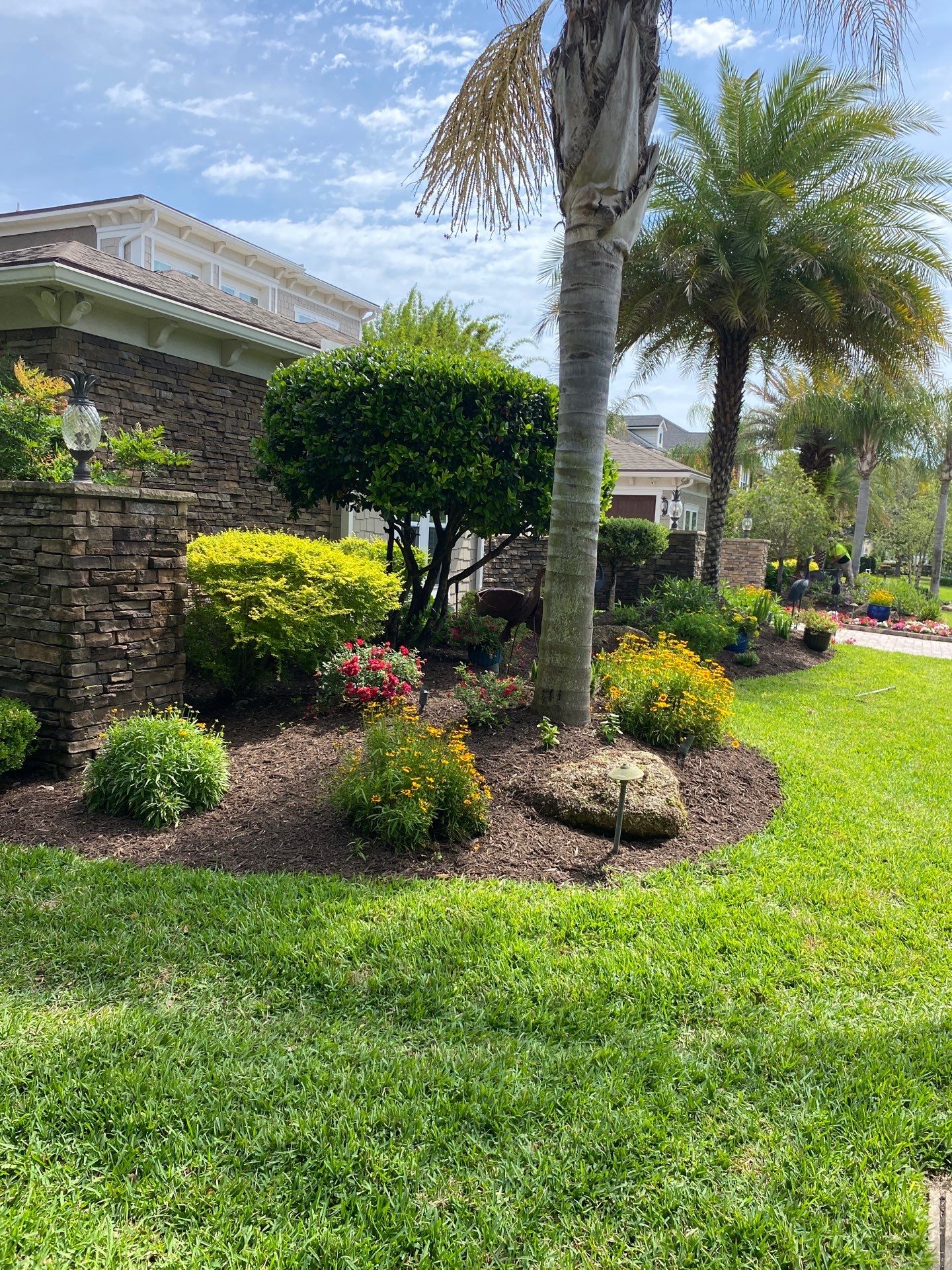 Deerwood Resident | Bed Design & Install by ProGreen Services