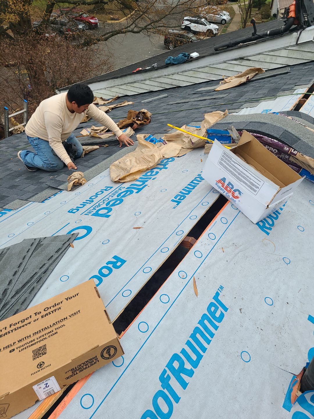 Falls Church: Residential Roof Replacement with CertainTeed Landmark Pro in Max Def Moire Black by RM Banning, Inc.