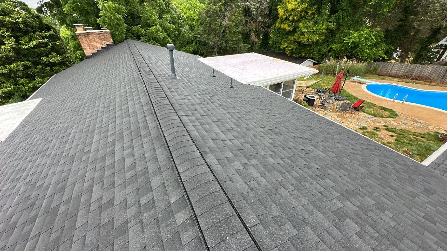 Manassas: CertainTeed Landmark Pro Designer Shingles in Max Def Moire Black by RM Banning, Inc.