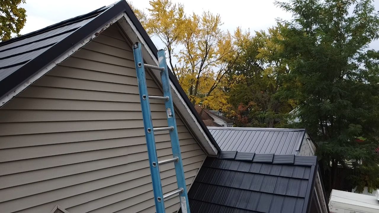 Full Tear-Off Metal Shake Roof Installation – Fort Wayne, IN by 4Ever Metal Roofing
