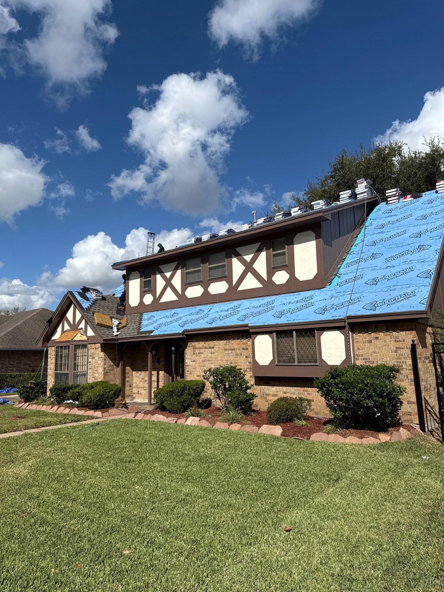 Residential Roof Replacement using GAF HDZ - Weathered Wood by Elite Roofing LLC