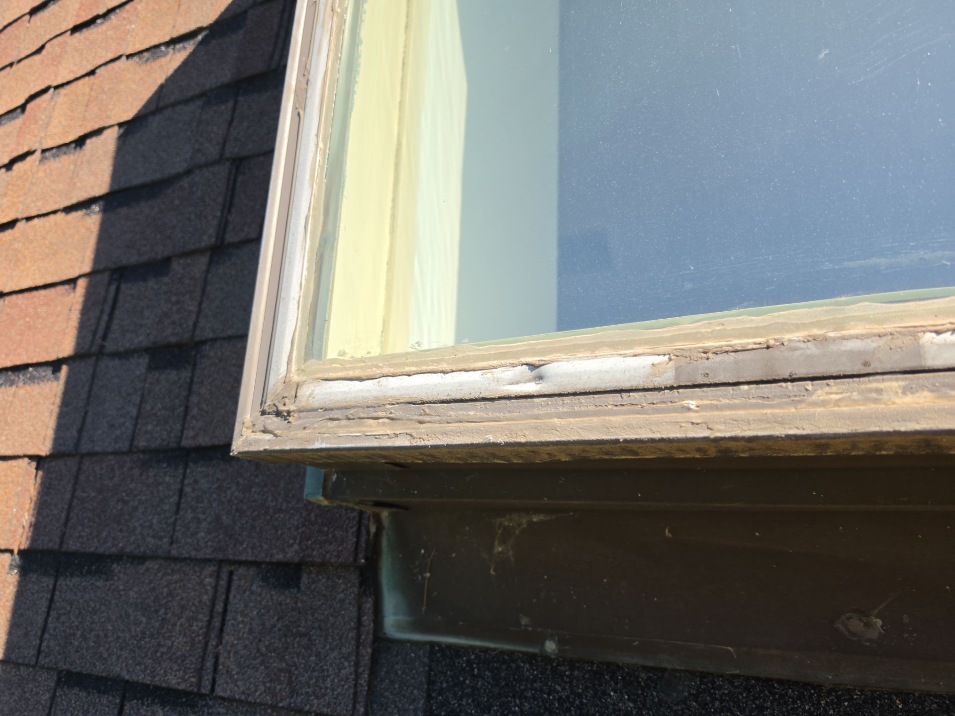 Roof Repair and Custom Skylight Sealing in Bloomfield Hills by EverNew Roofing