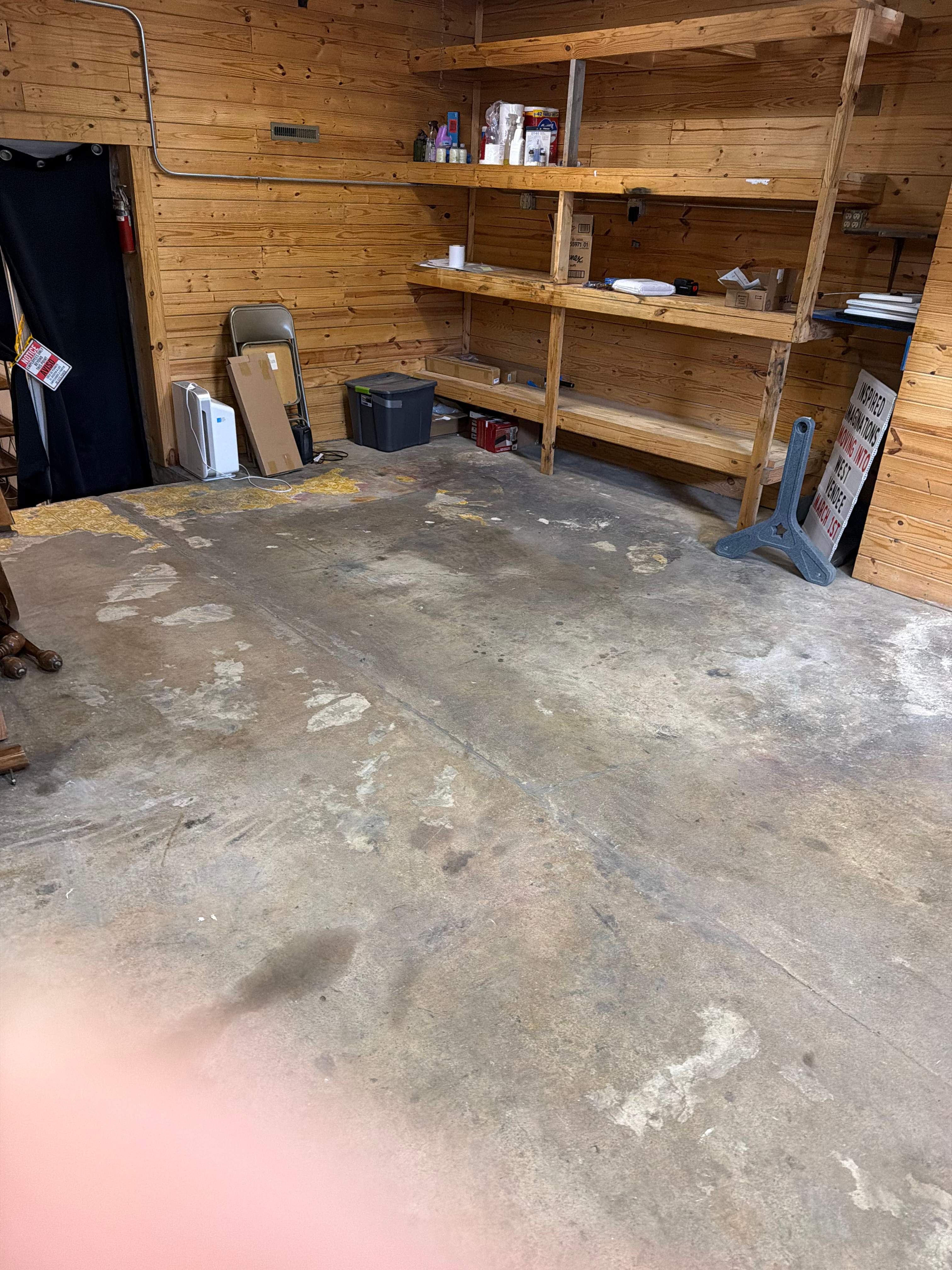 Commercial Epoxy Flake Floor Coating in Emmetsburg, Iowa by Select Painting, Coatings & Garage Cabinets