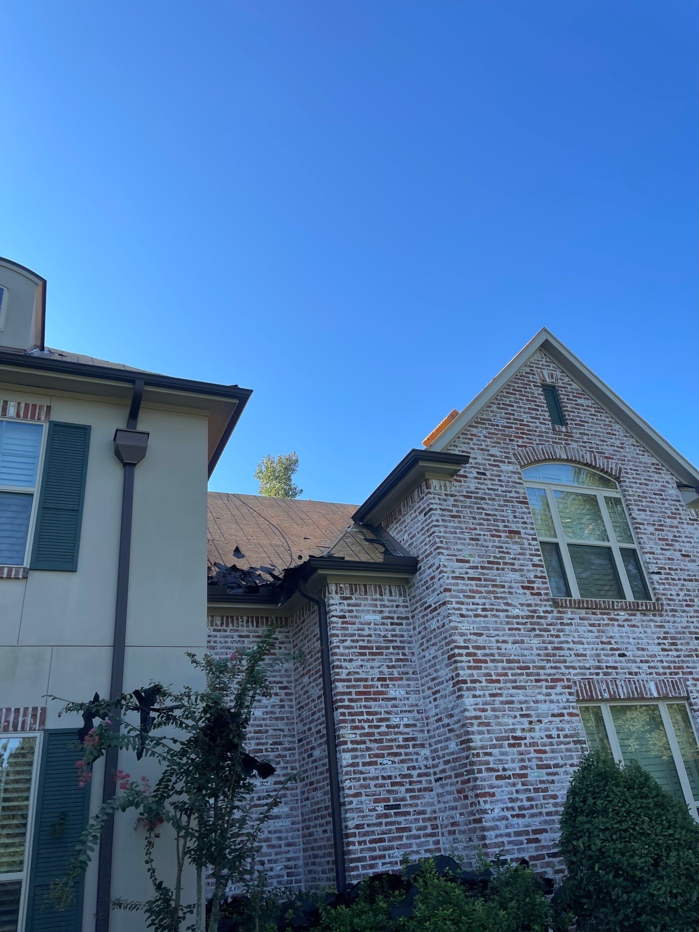 Residential Roofing Installation using Owen's Corning Duration (Lifetime) Shingles by Roof Repair Company