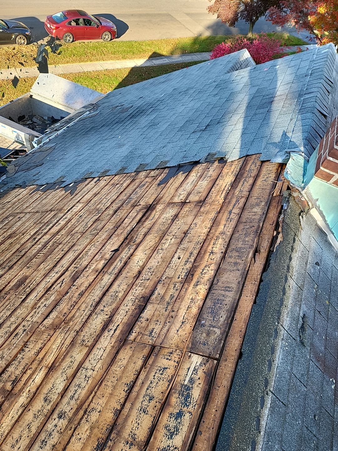 Residential Roofing Installation using Owens Corning TruDefinition Slatestone Gray by A Plus Exterior