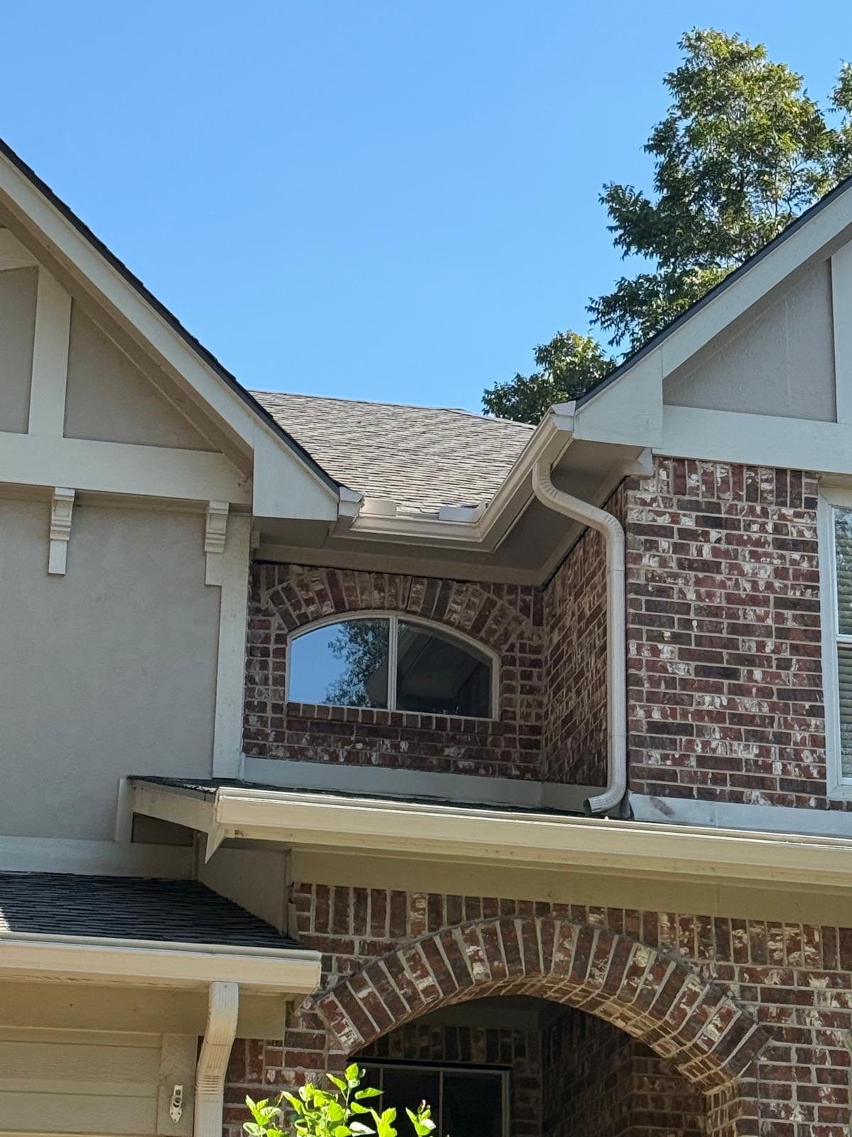 Project in Dallas by Armor Roofing | Exteriors