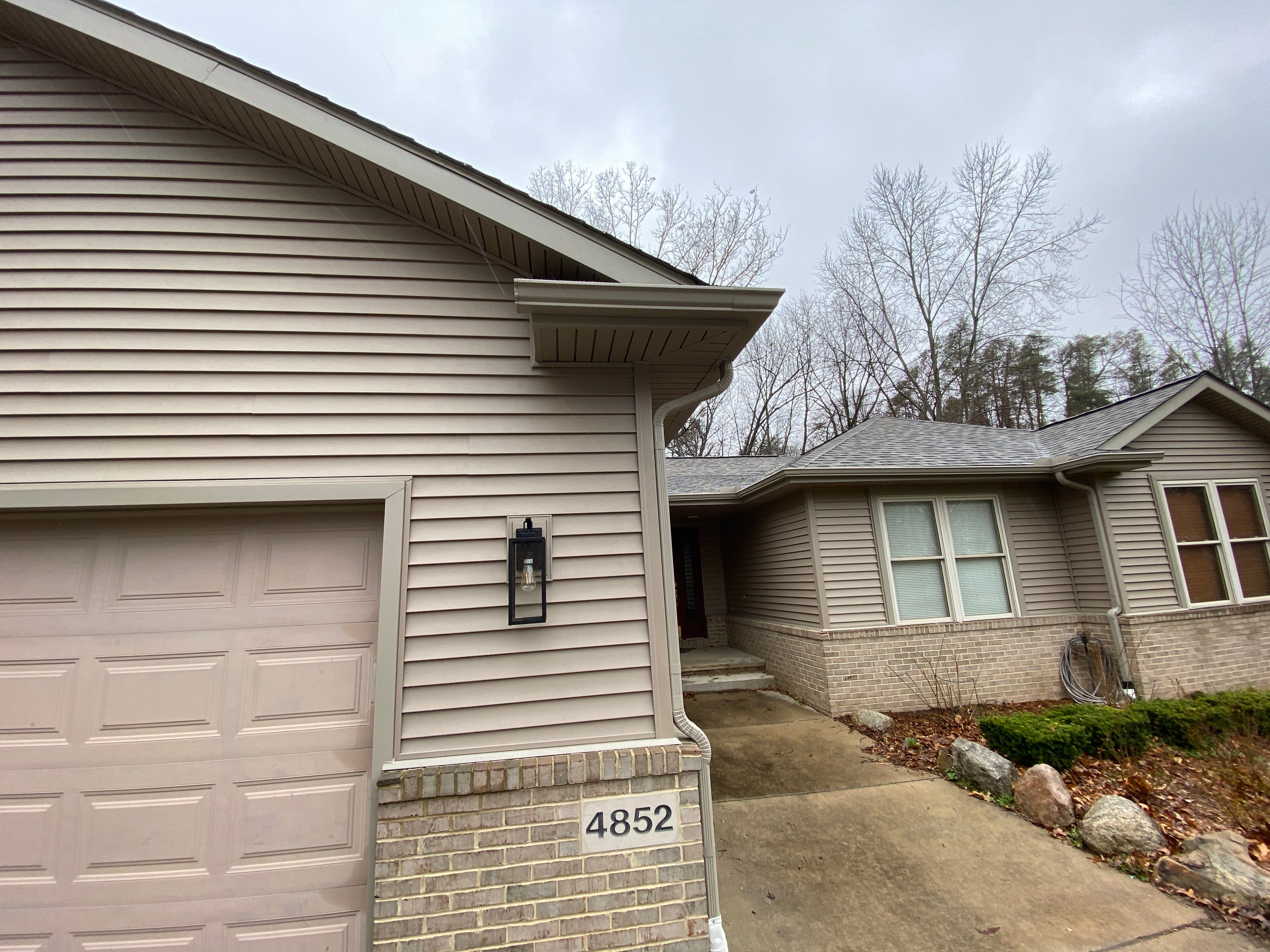 Siding Replacement using Certainteed Restoration Classic D4 by 180 Contractors