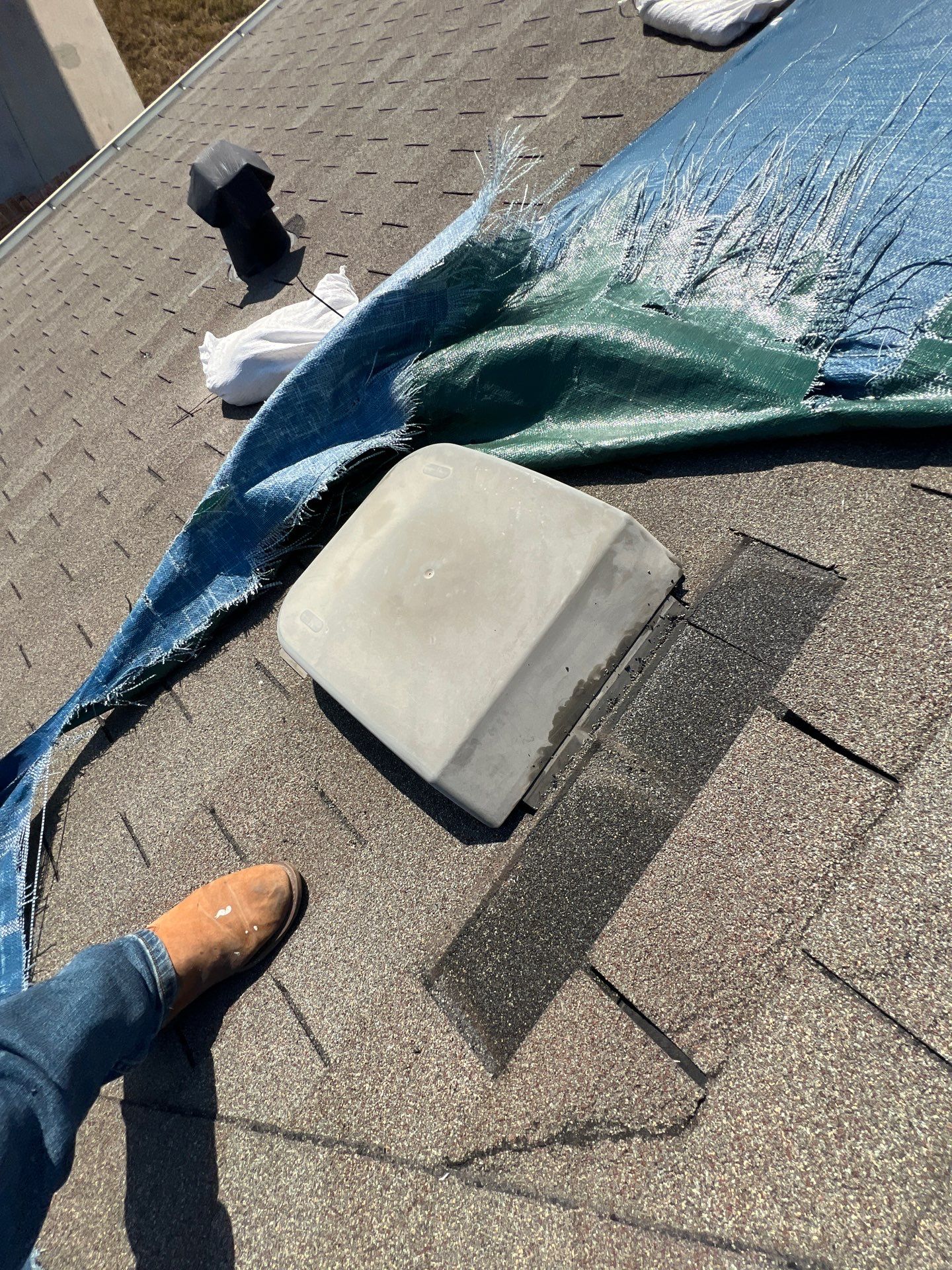 Residential Roofing Repair using Owen's Corning Duration (Lifetime) Shingles by Roof Repair Company