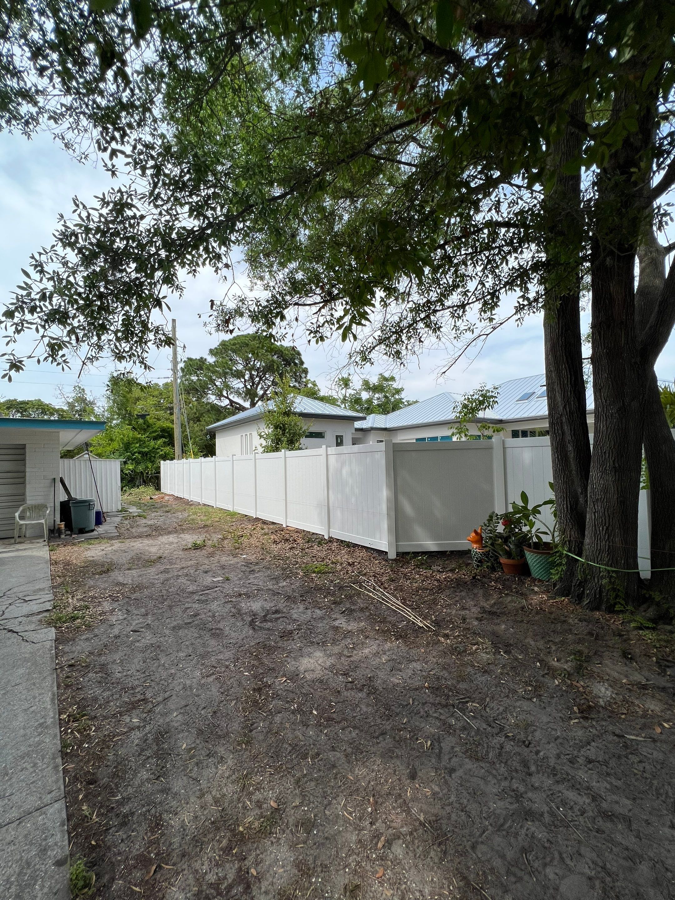 Sarasota, FL 6ft. Tall White Vinyl Privacy Fence by Asap fence and gates, LLC