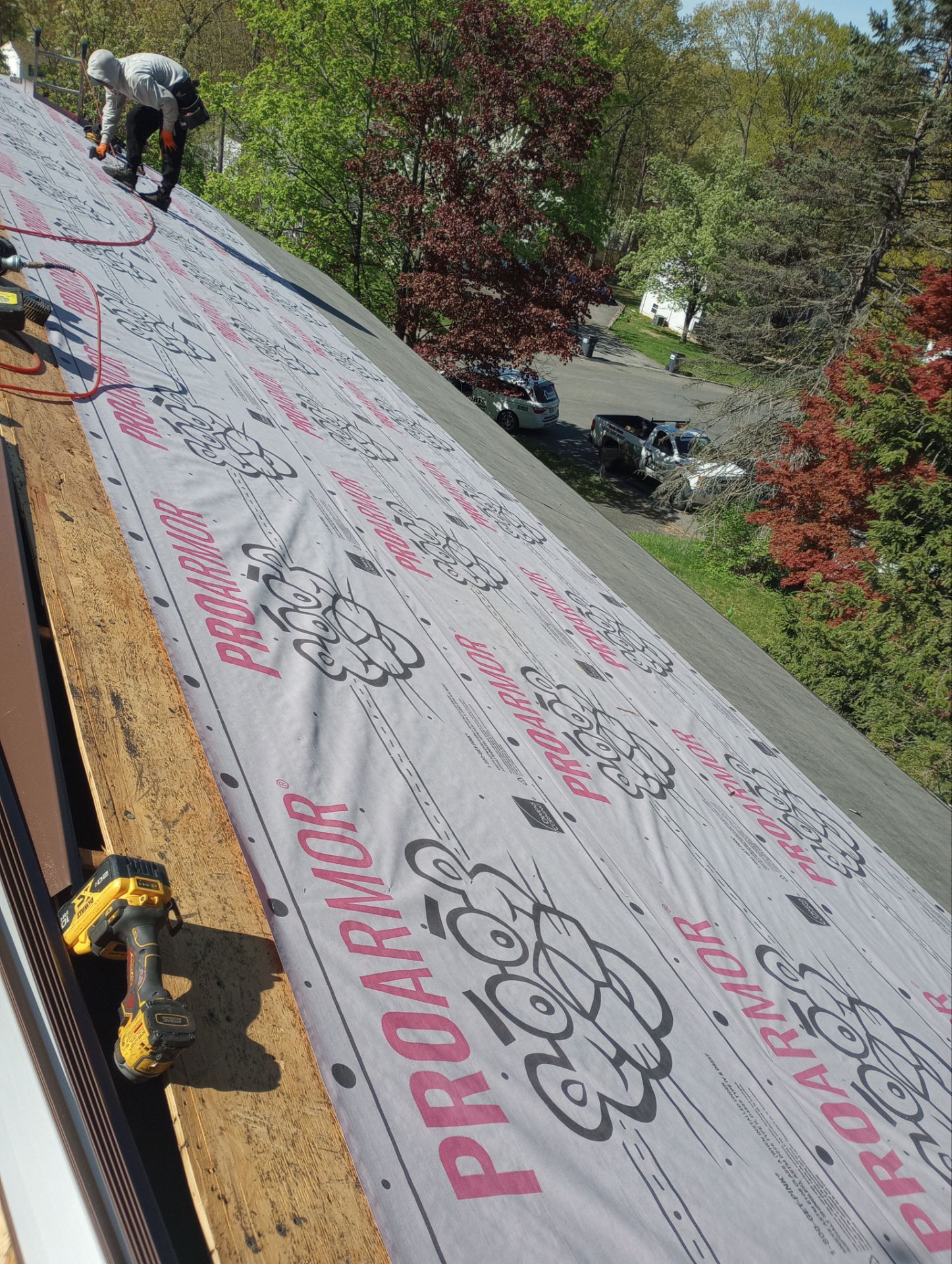 Residential Roofing Installation using Owens Corning by roberts roofing