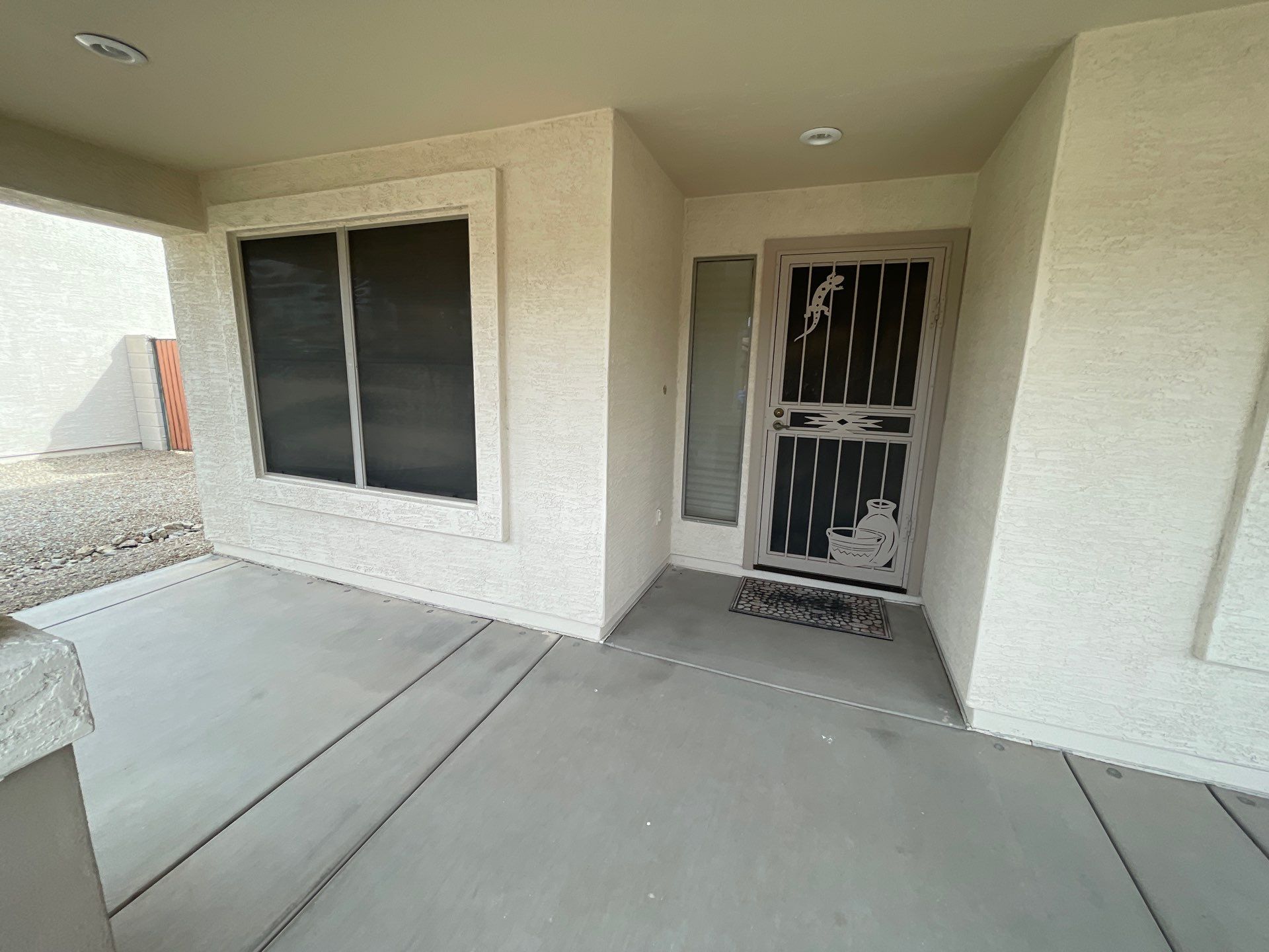 Hamilton - A Gorgeous Home Exterior Makeover in Phoenix, AZ with Dunn Edwards Paints by Double G Painting Contractors, LLC