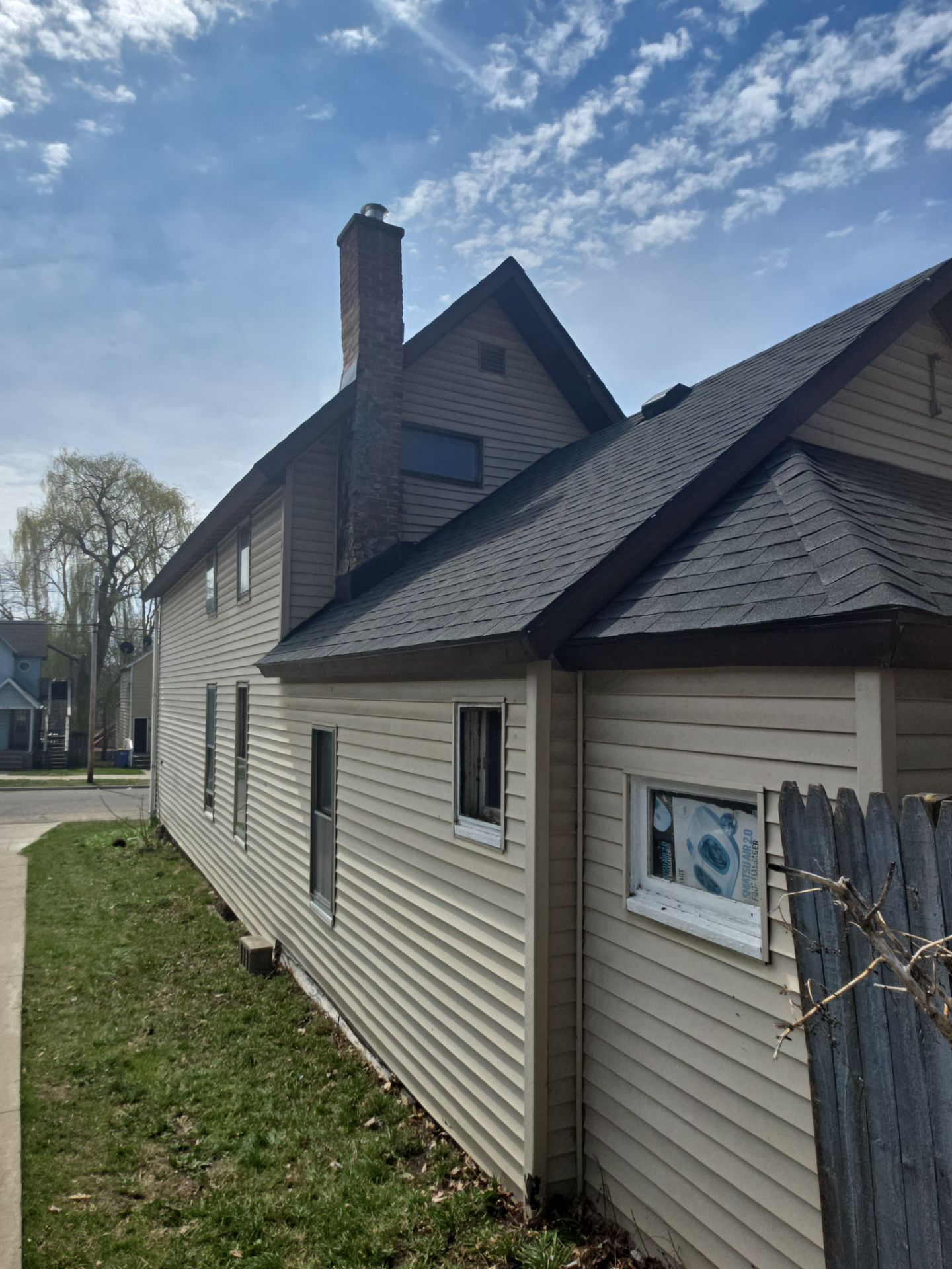 Residential Roofing Installation using GAF TIMBERLINE HDZ by Avalon Roofing and Exteriors