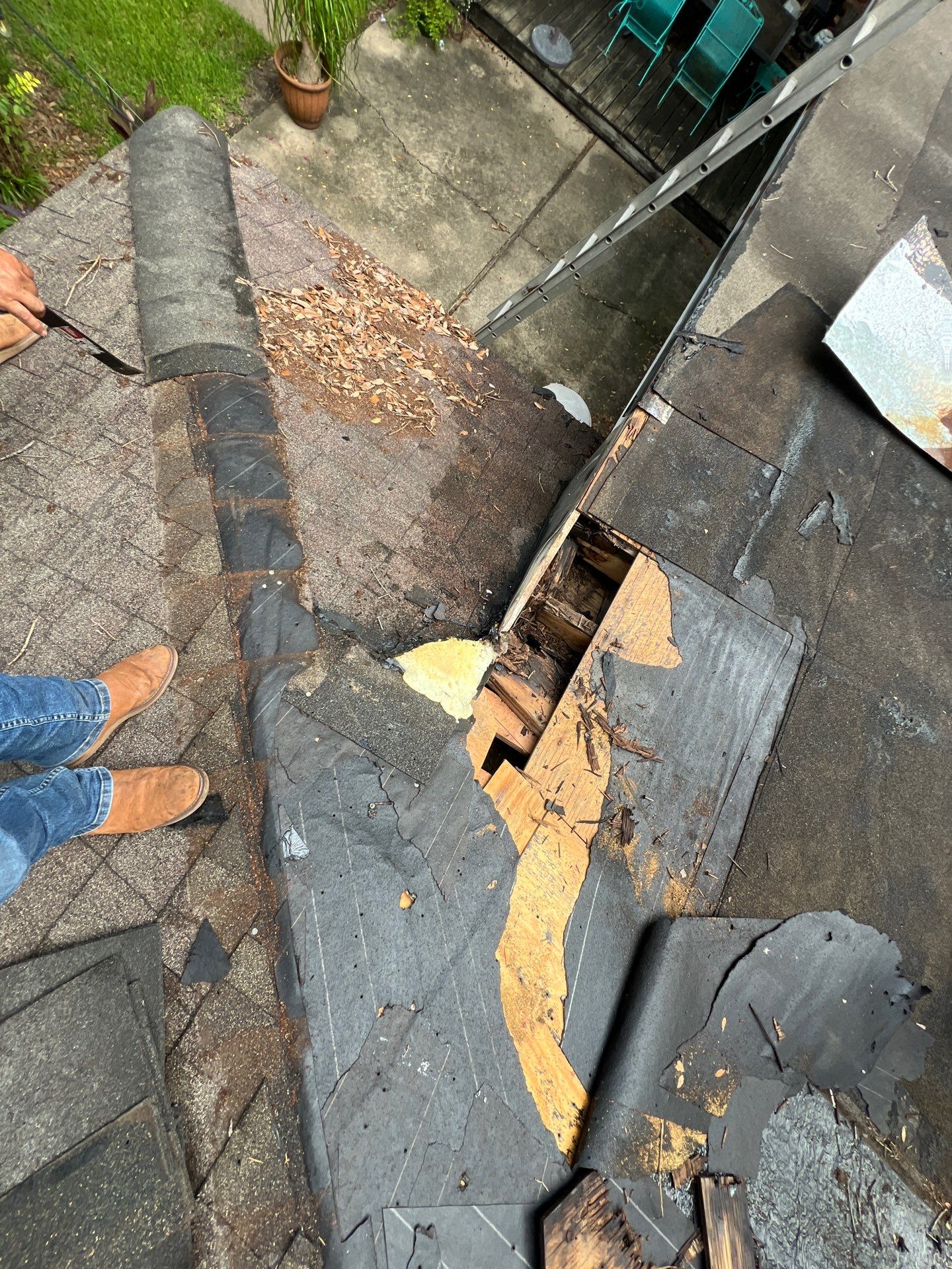Residential Roofing Repair using Owen's Corning Duration (Lifetime) Shingles by Roof Repair Company