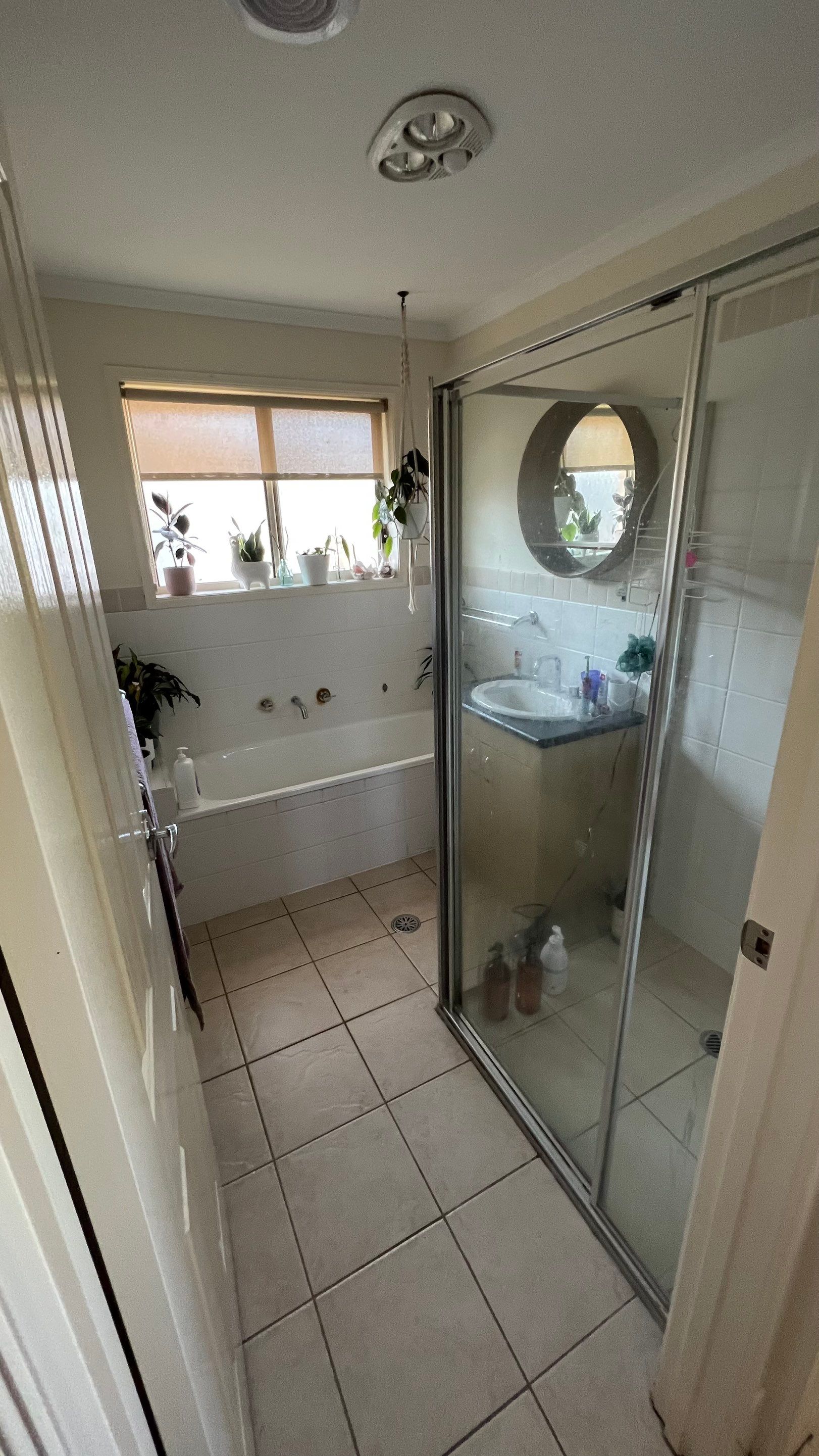 Main Bathroom, Ensuite, Toilet, Powder Room, and Laundry Renovation by Re-seal Bathrooms