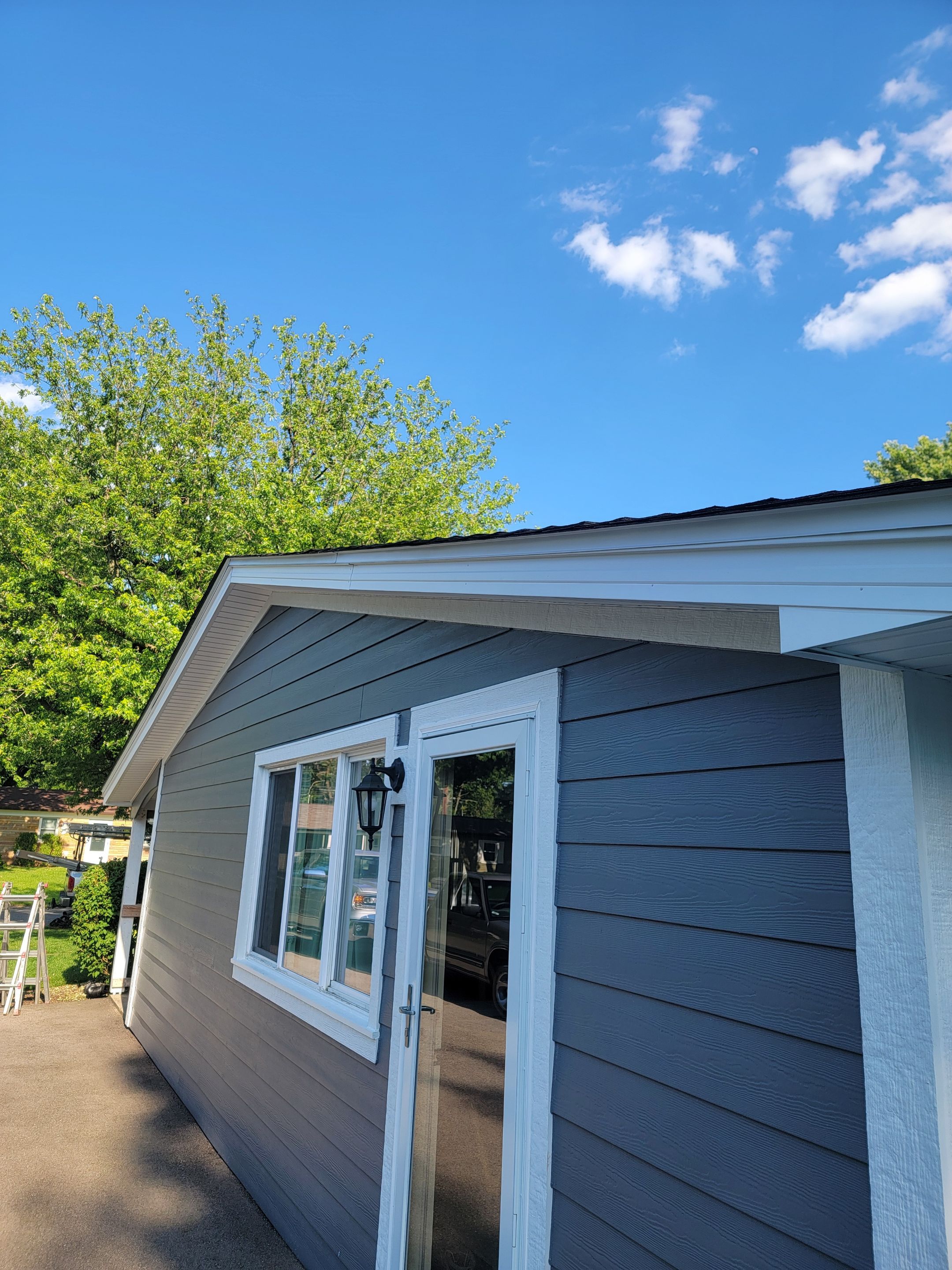 Project in New Whiteland by Moss Roofing