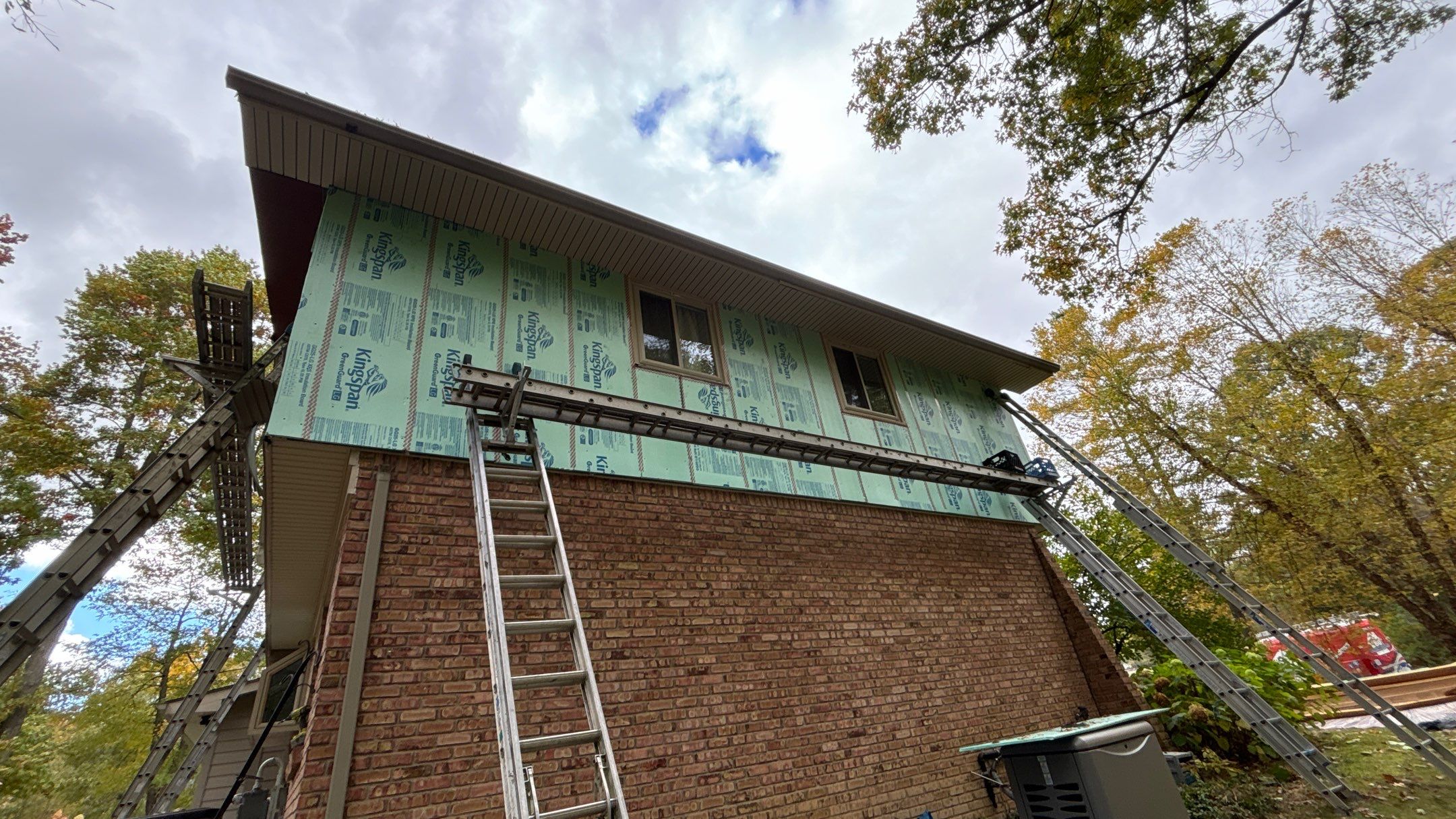 Siding Replacement using Alside Charter Oak D4.5" by 180 Contractors