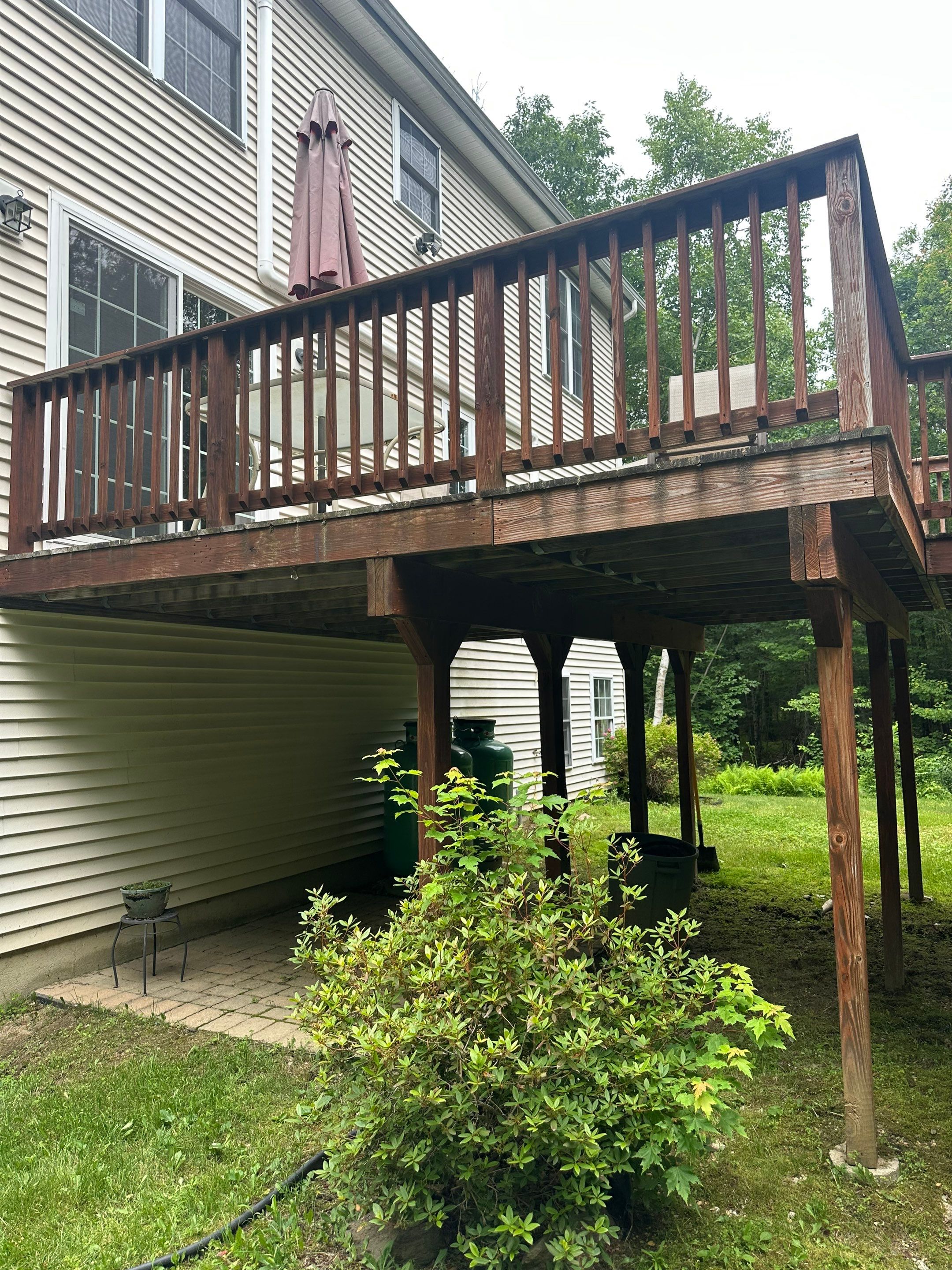 Nottingham Deck Demo - Three Season Build by Tall pine roofing