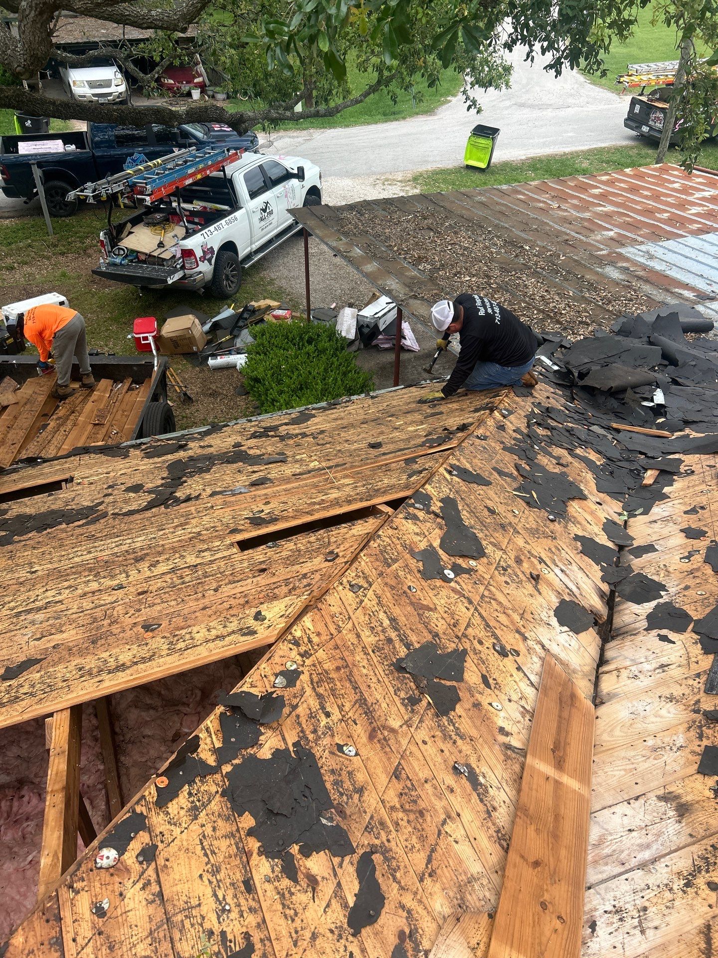 Residential Roofing Repair using Owen's Corning Duration (Lifetime) Shingles by Roof Repair Company