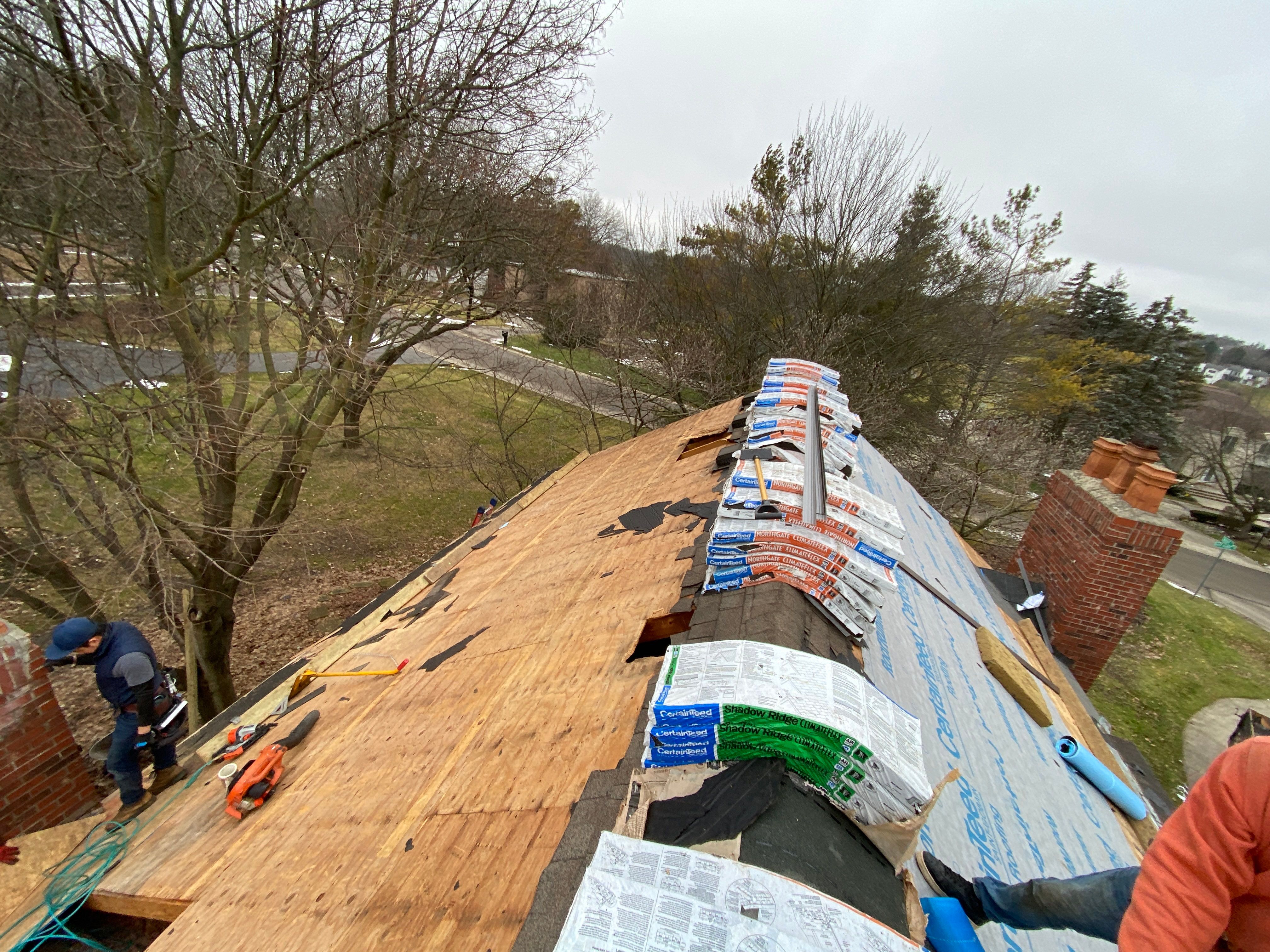 Roof Replacement using CertainTeed Landmark by 180 Contractors