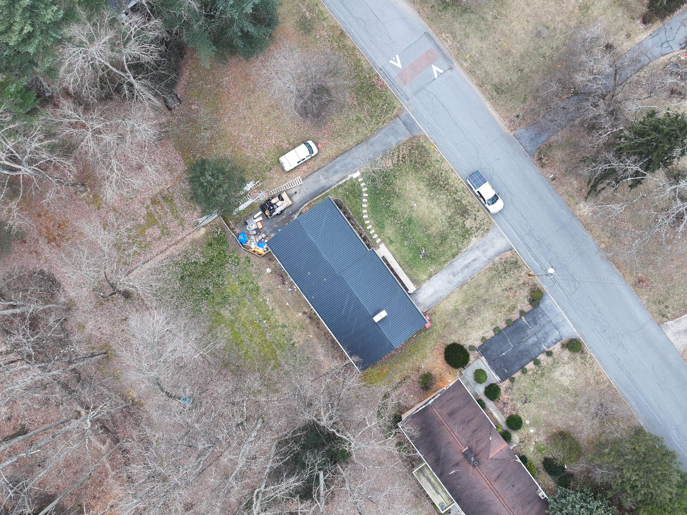 Stewart Residence by Omnia Roofing