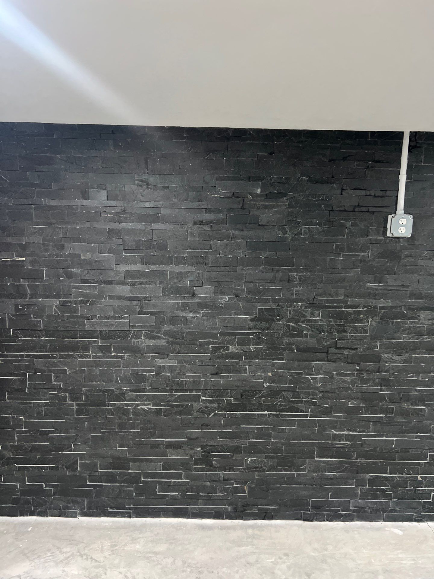 Carpet & Stack stone by Vrmmm Flooring