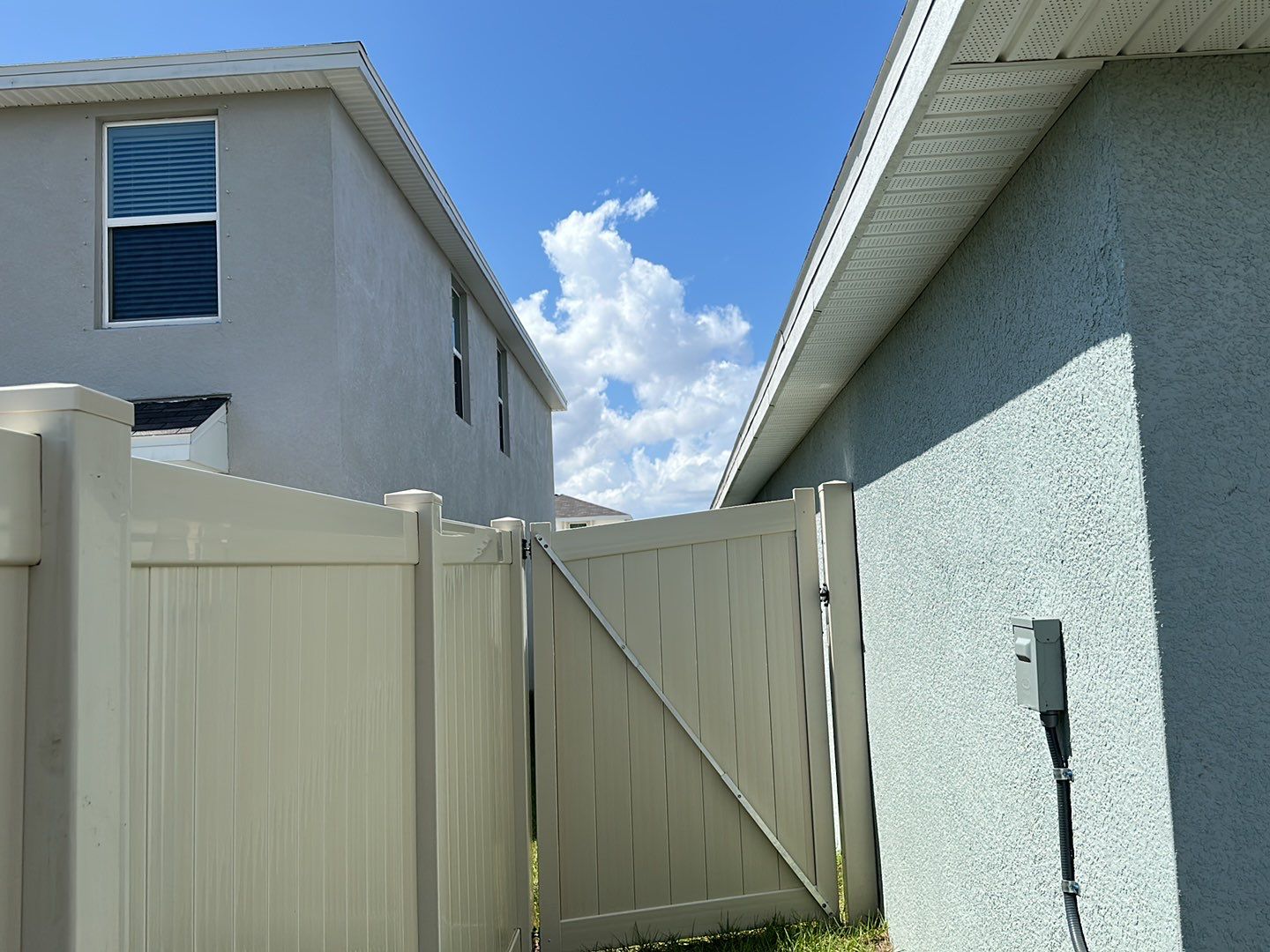 Vinyl Fence Installation using Tan Vinyl Privacy Fence by Asap fence and gates, LLC