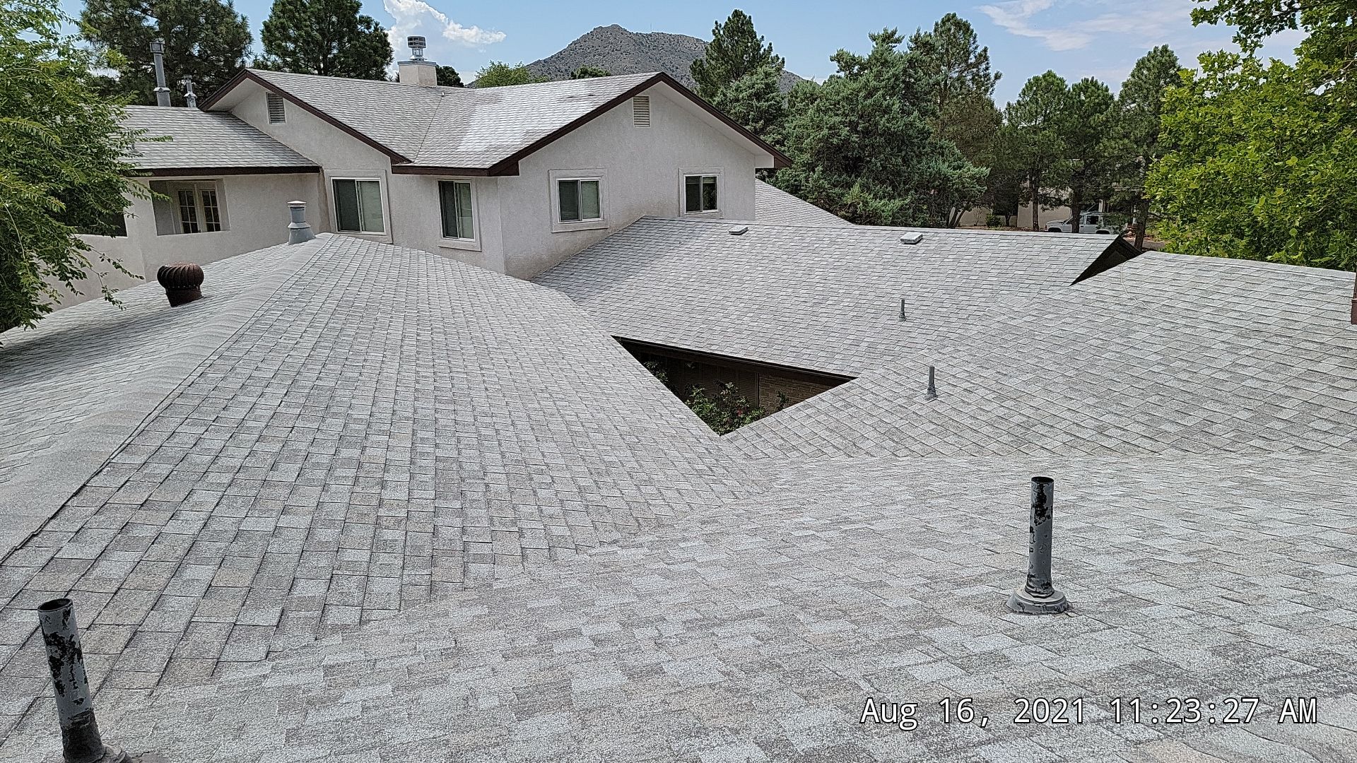 Owens Corning Duration Onxy Black Shingle Roof Replacement in 4 Hills by Doyle Roof Masters Inc