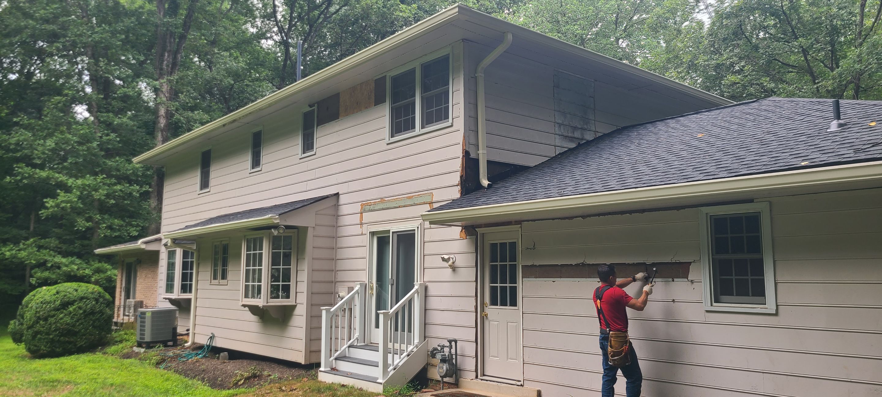 Great Falls: Siding Replacement with James Hardie Statement Beaded Plank in Cobblestone by RM Banning, Inc.