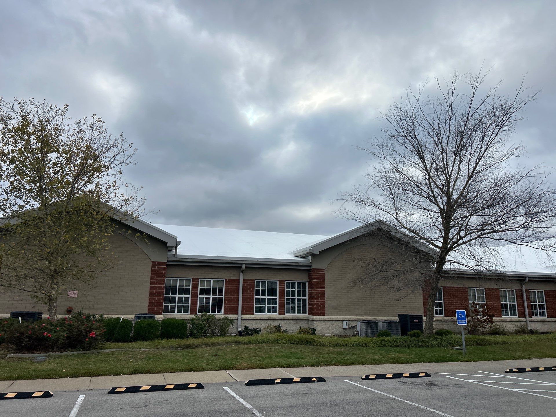 Commercial Roofing Installation using Energy Efficient Roofing by Kentucky Commercial Roofing