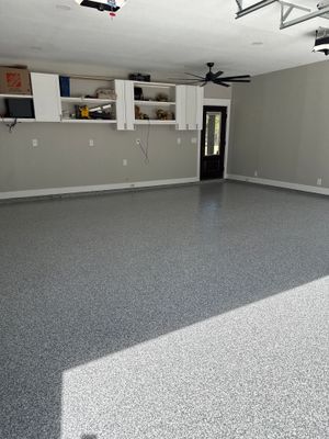 Garage Floor Refinishing with Epoxy Flake System in Mobile