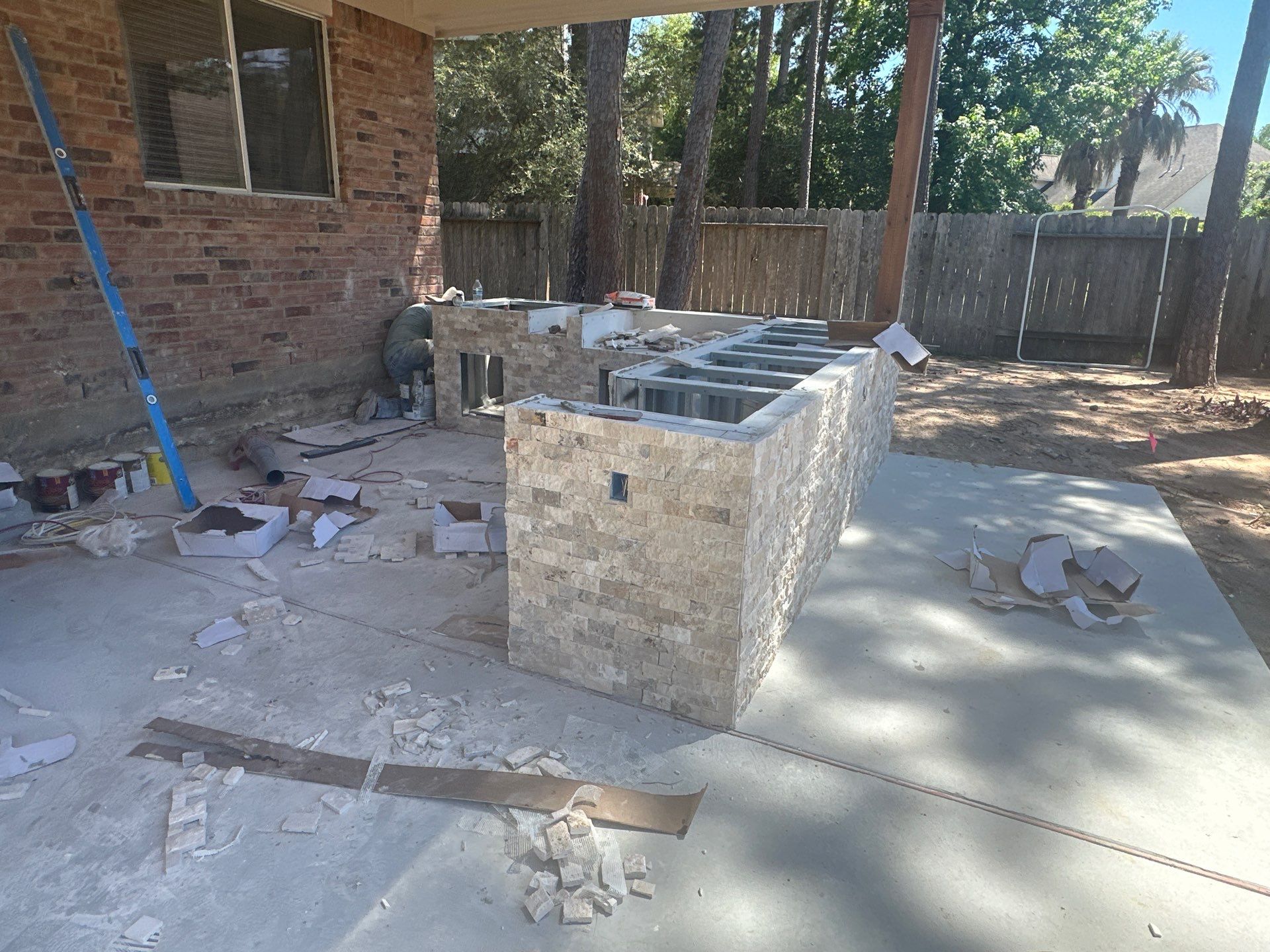 Pool, Patio Cover and Summer Kitchen in Sterling Ridge by SophAlx LLC