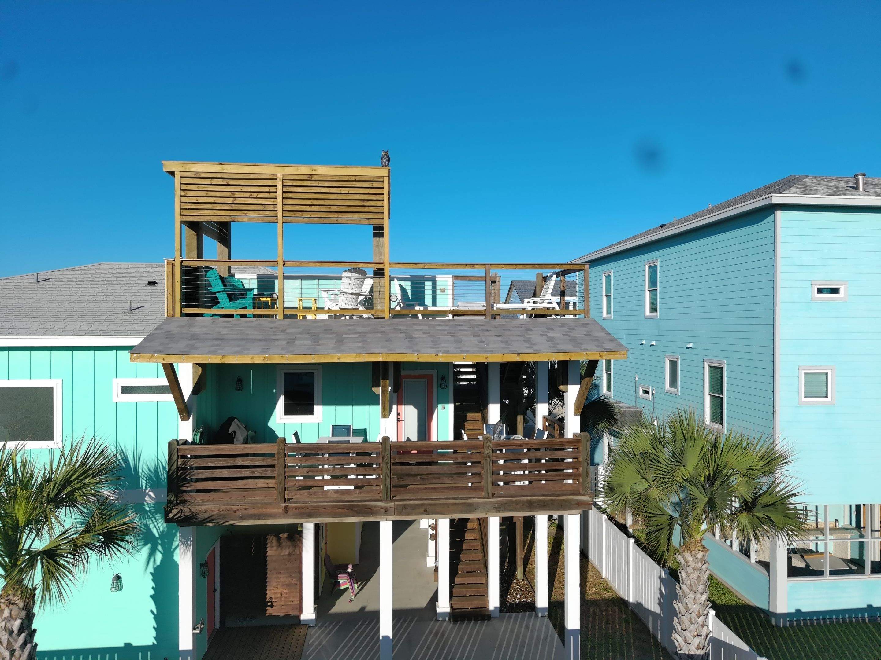 Roof Top Clubhouse on the Beach by Bayfront Roofing and Construction